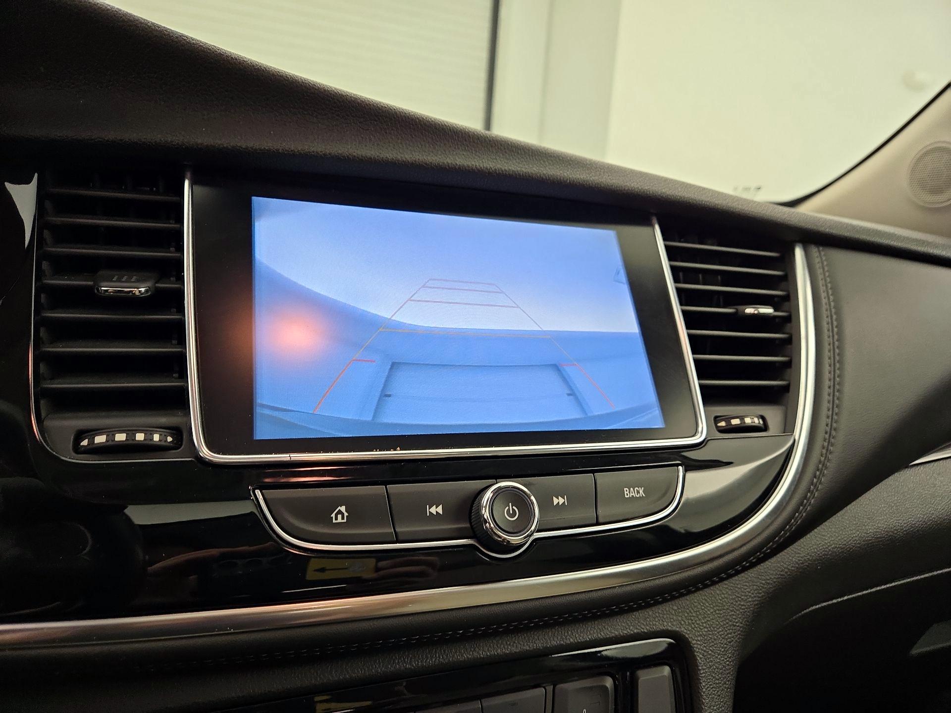 Thumbnail: 2018 Buick Encore - 15