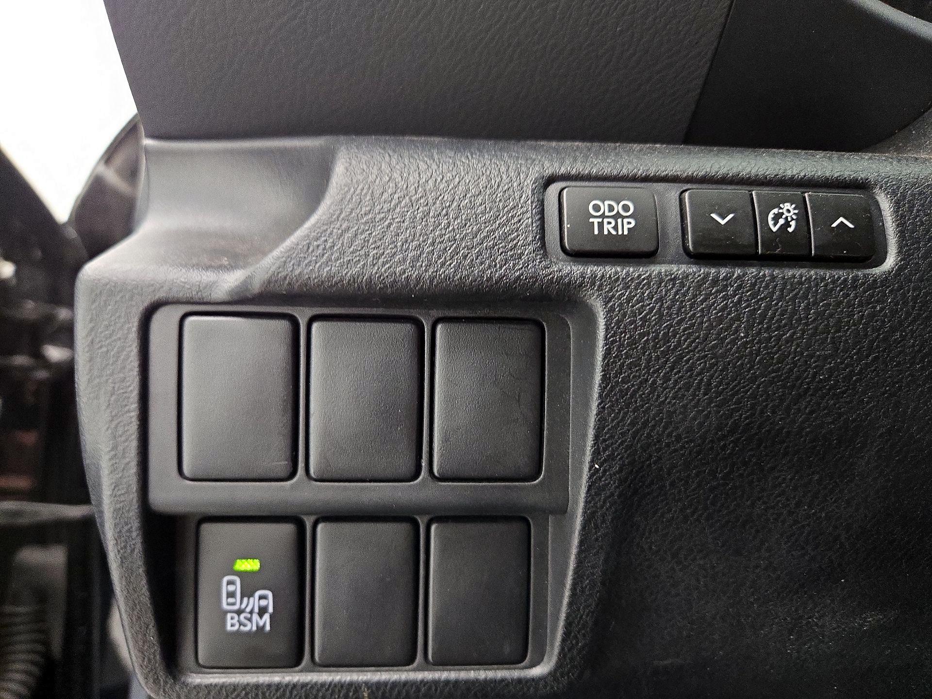 Thumbnail: 2014 Lexus IS - 13