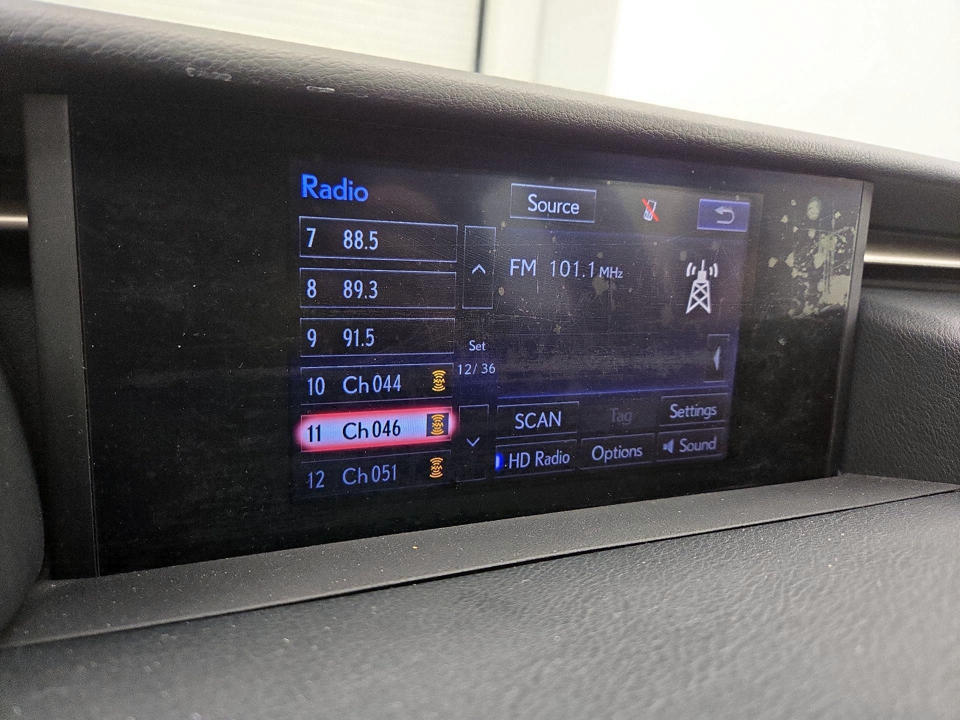 Thumbnail: 2014 Lexus IS - 16