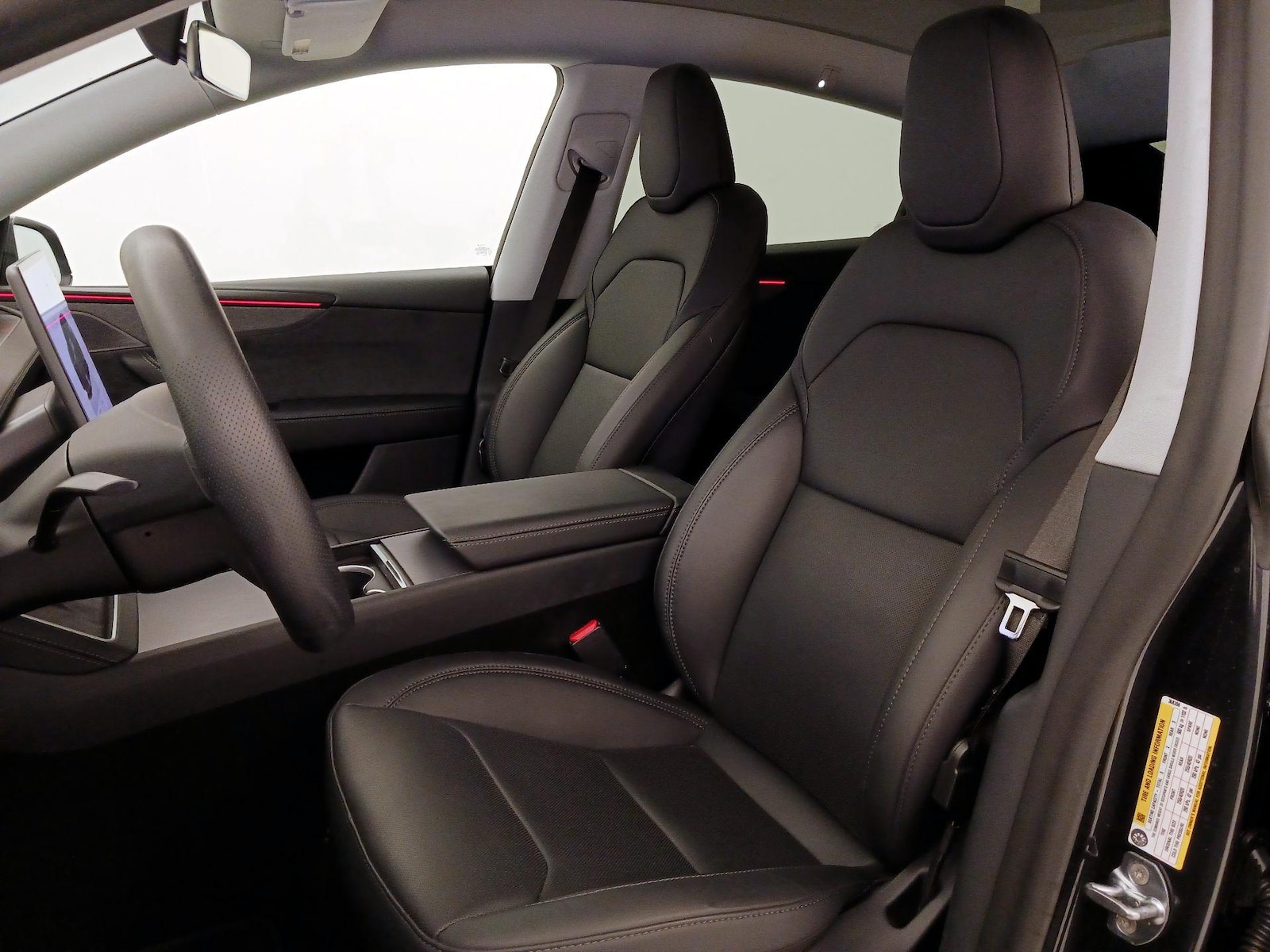2026 Tesla Model Y Long Range - Photo 12