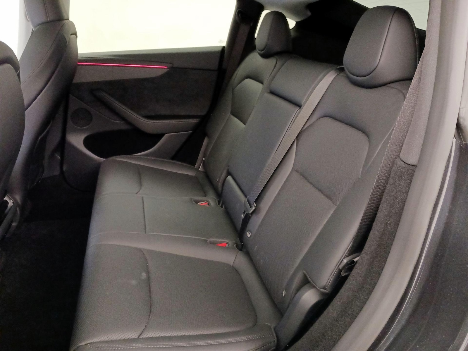 2026 Tesla Model Y Long Range - Photo 21