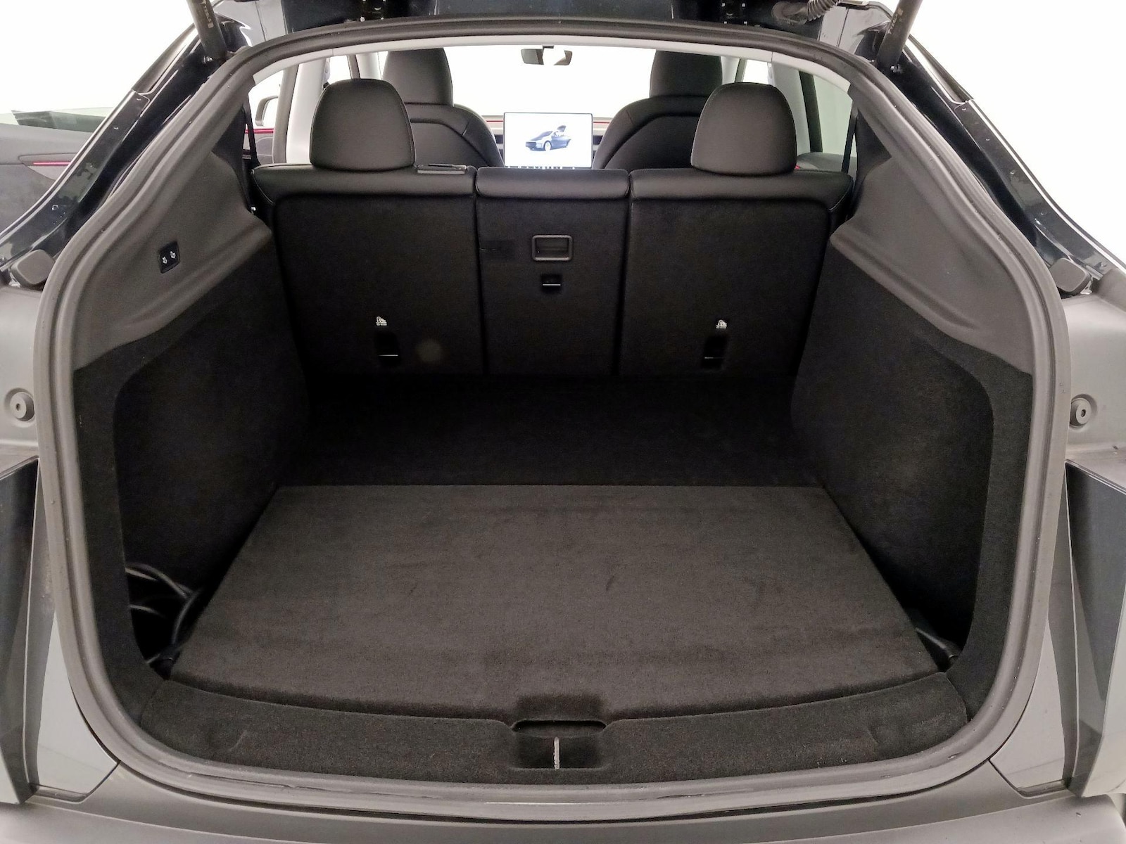 2026 Tesla Model Y Long Range - Photo 22
