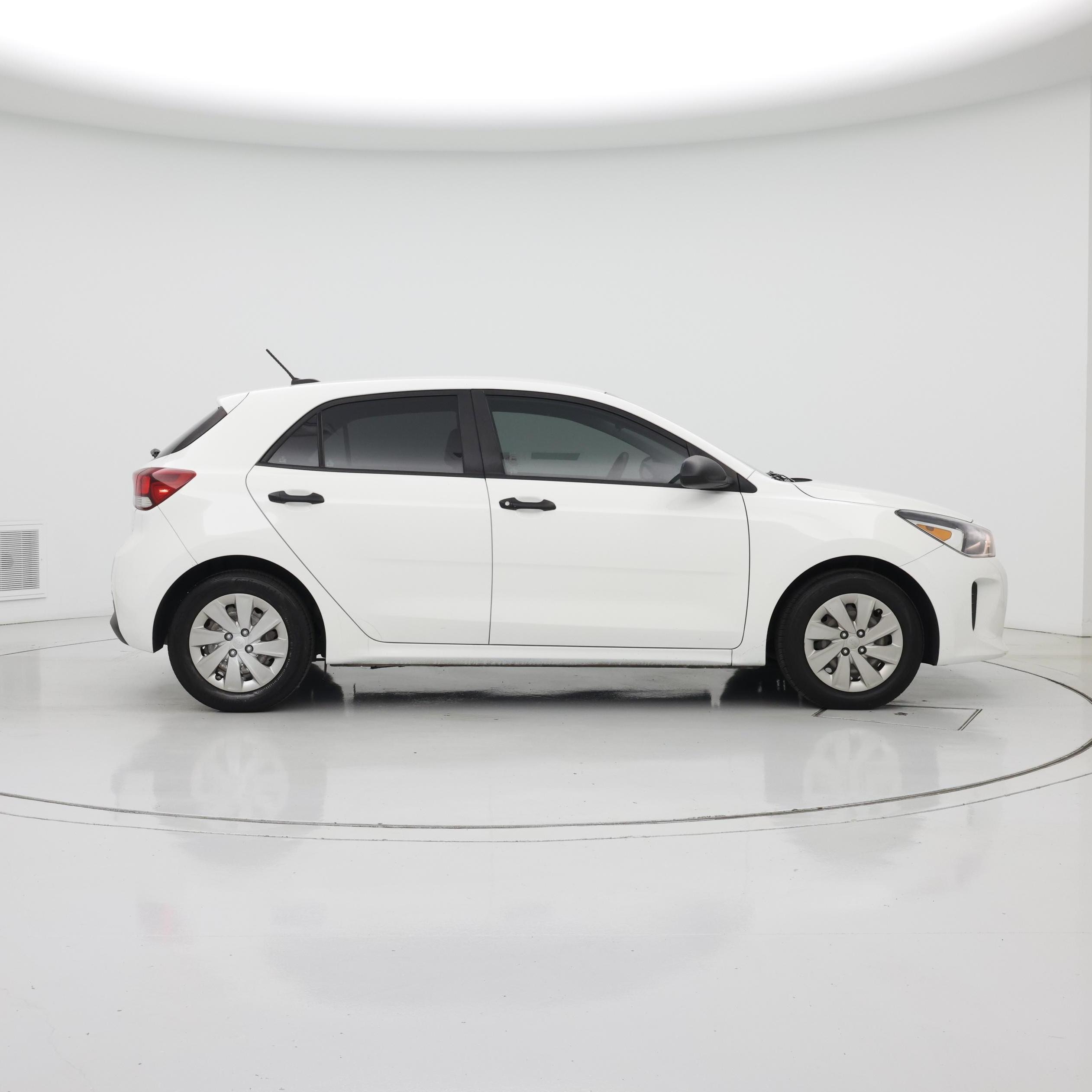 Thumbnail: 2018 Kia Rio5 - 7