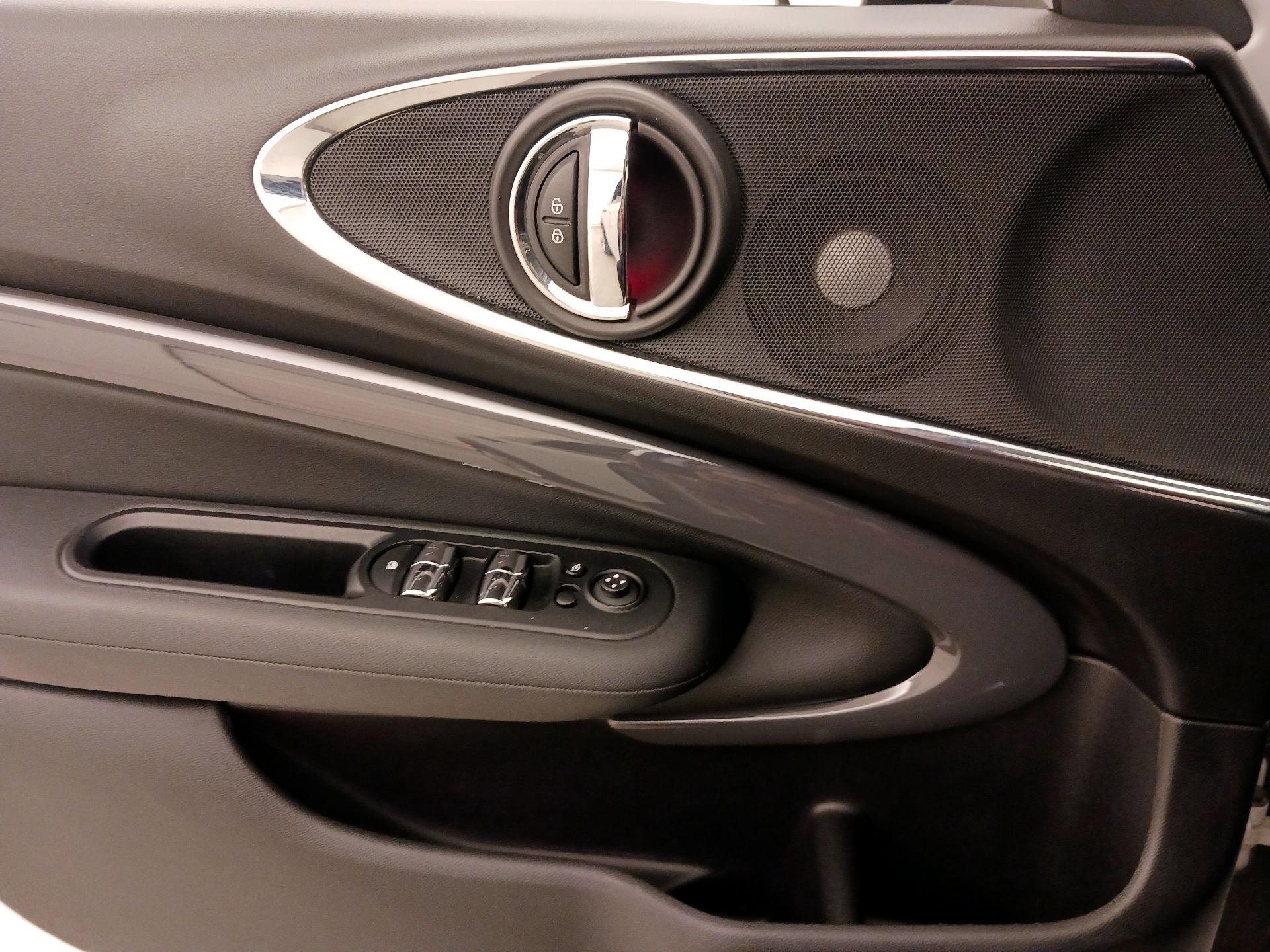 Thumbnail: 2019 MINI Cooper Clubman - 12