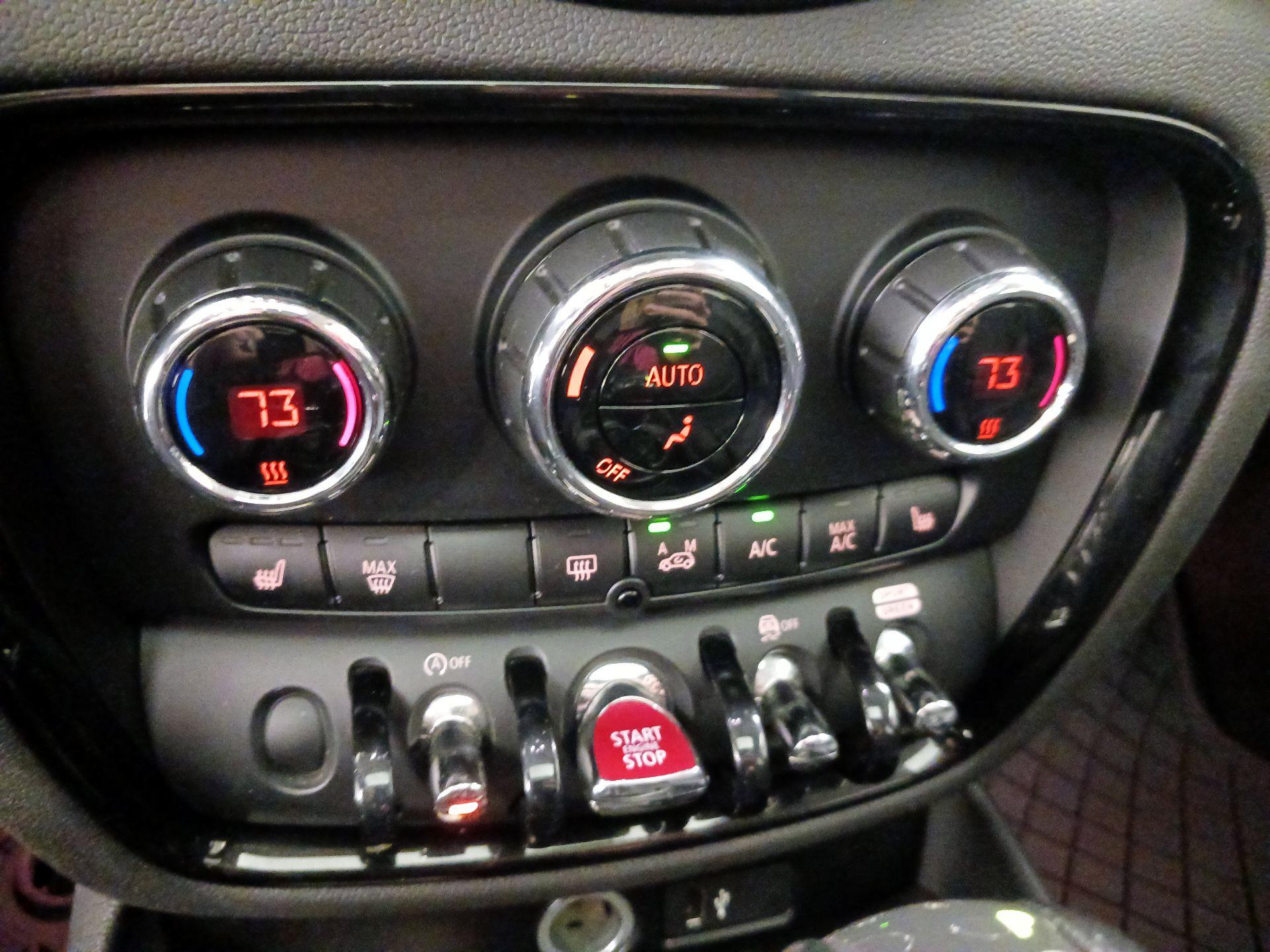 Thumbnail: 2019 MINI Cooper Clubman - 16