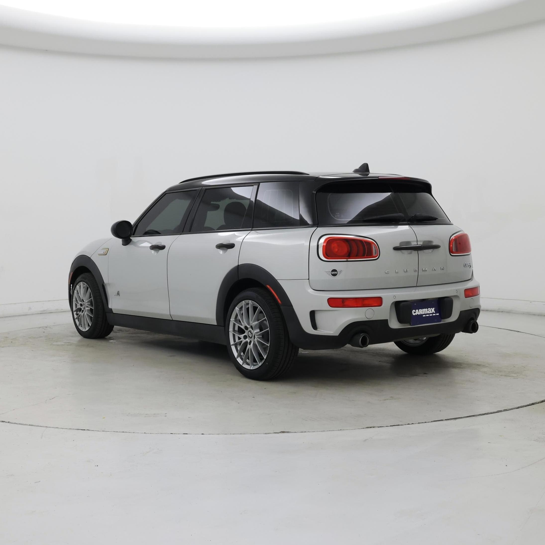 Thumbnail: 2019 MINI Cooper Clubman - 2