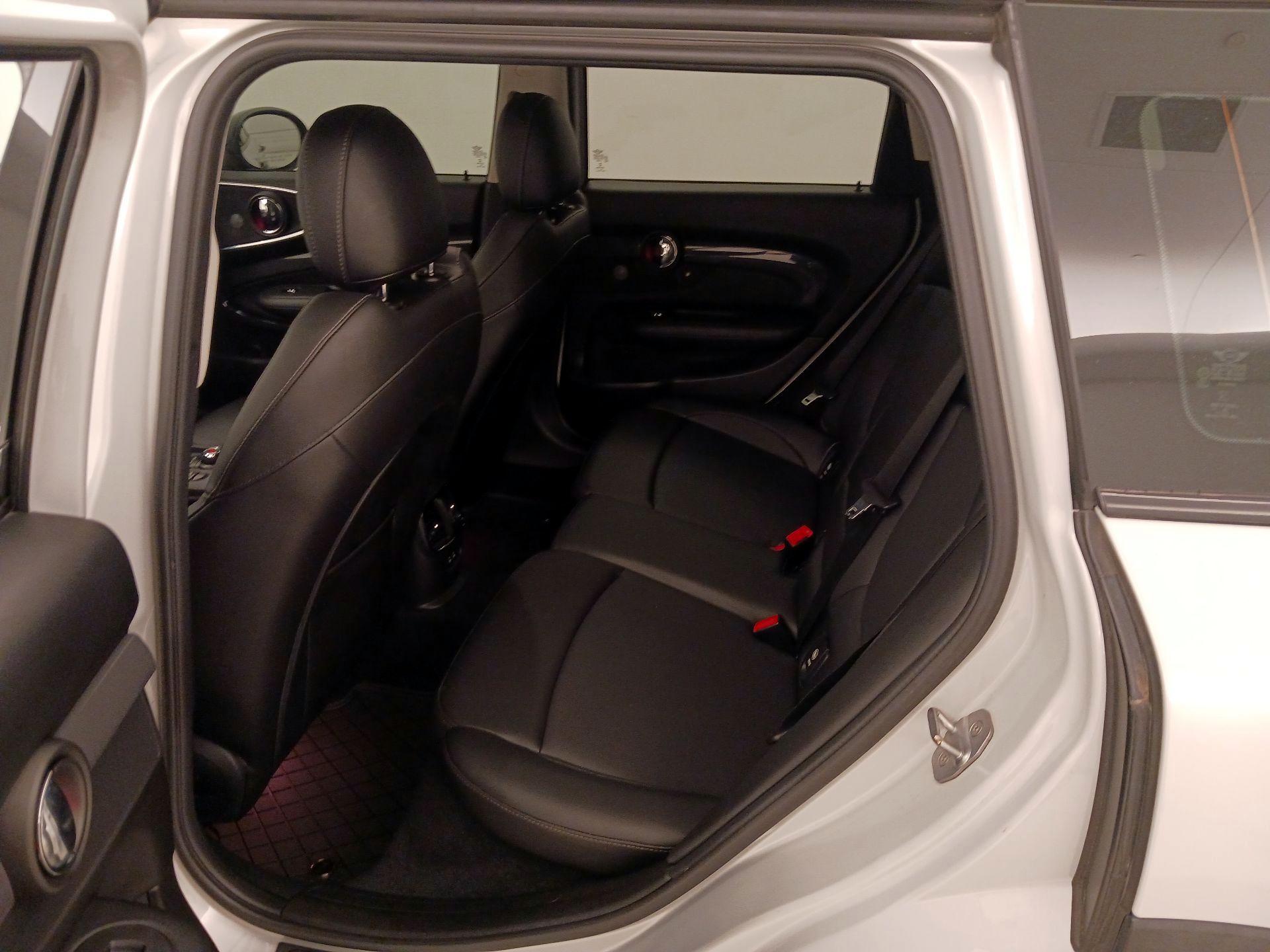 Thumbnail: 2019 MINI Cooper Clubman - 20