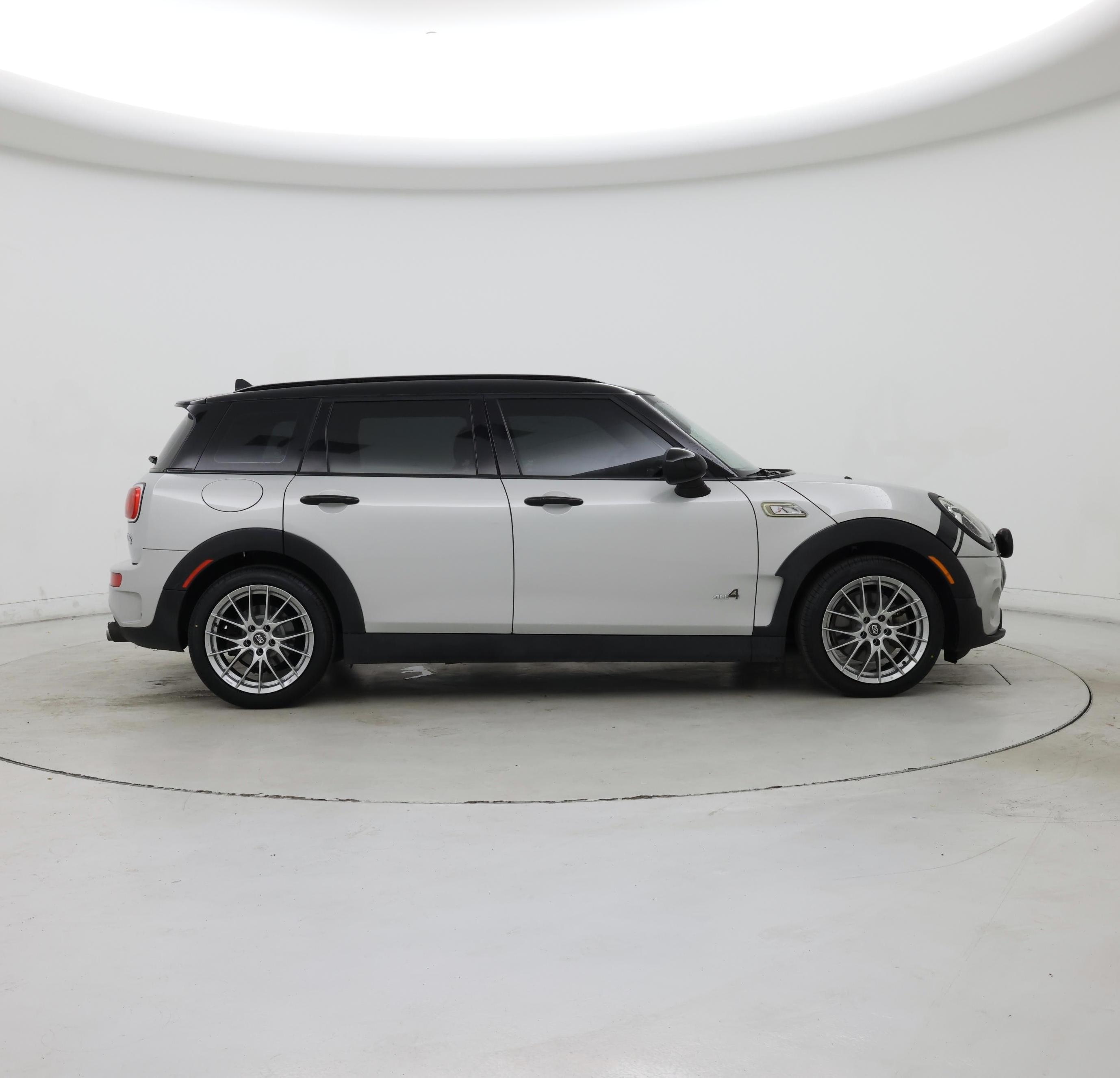 Thumbnail: 2019 MINI Cooper Clubman - 7