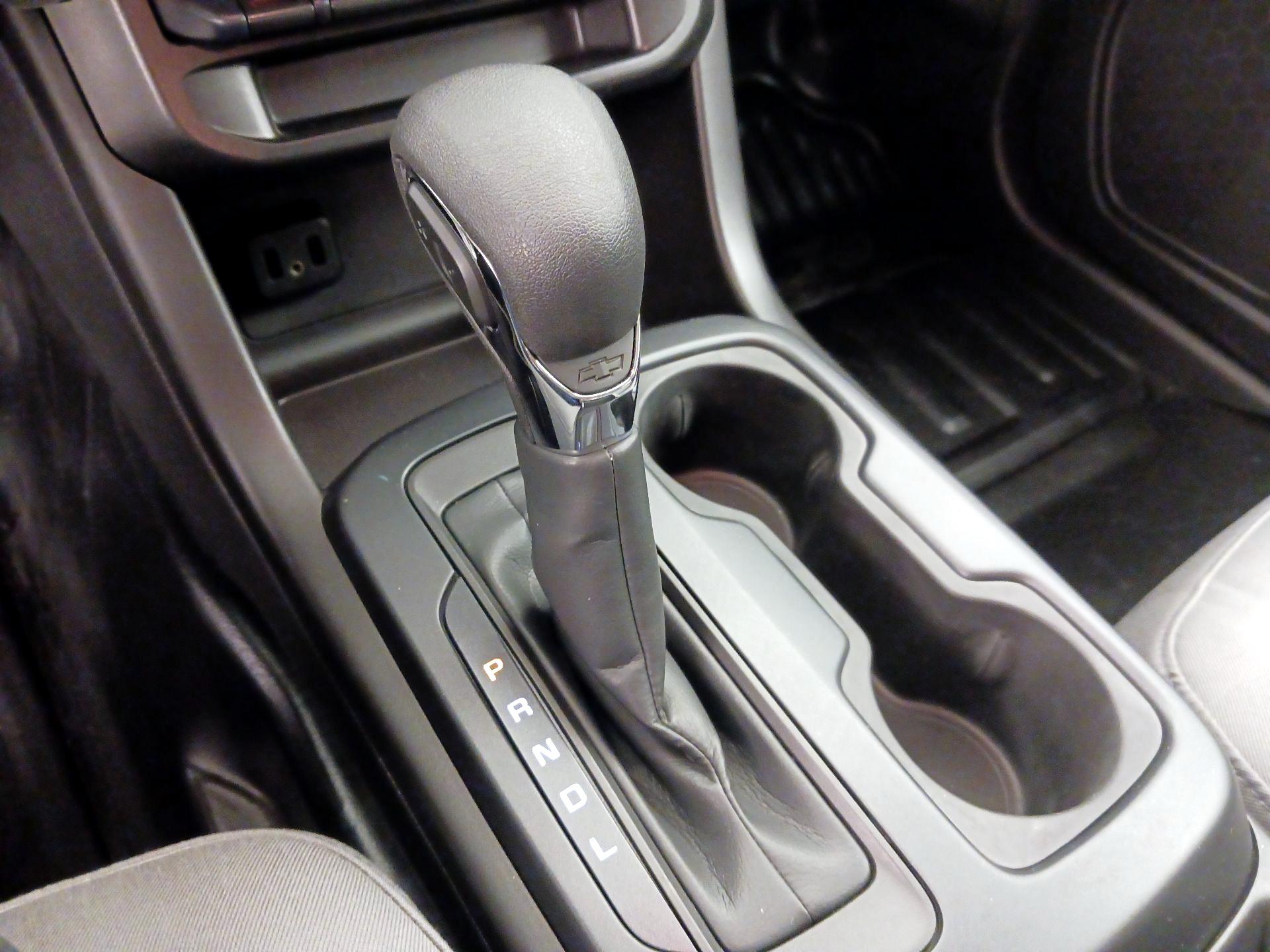 Thumbnail: 2022 Chevrolet Colorado - 18