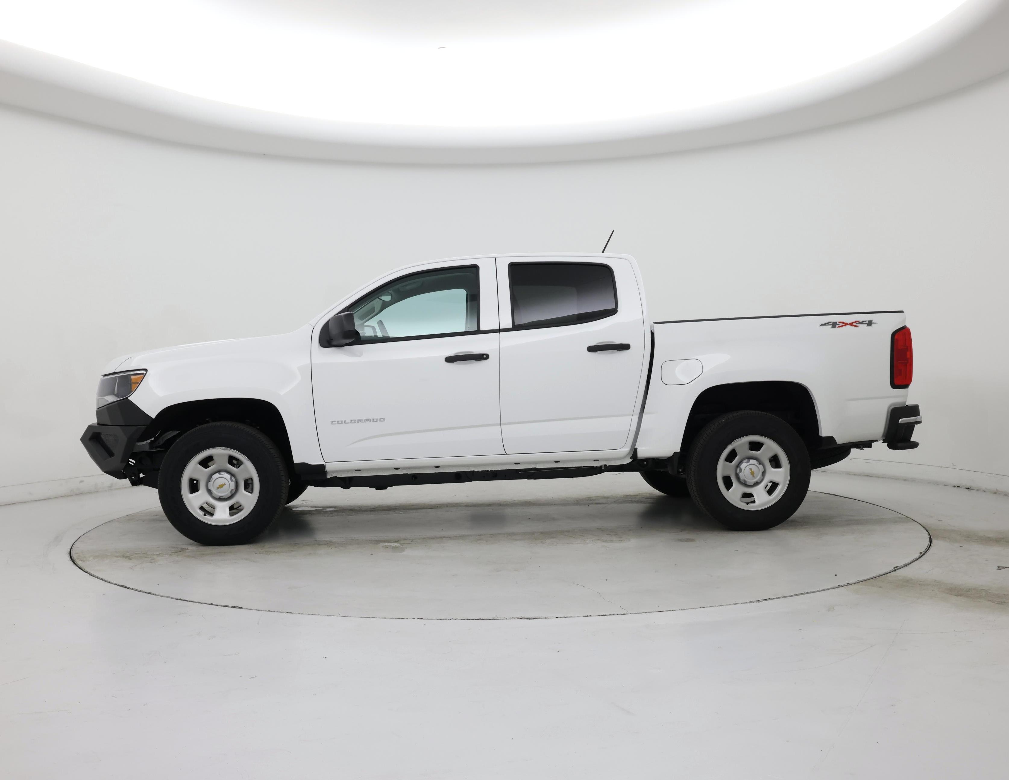 Thumbnail: 2022 Chevrolet Colorado - 3