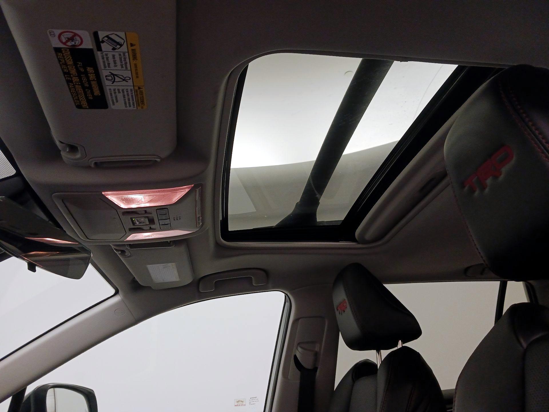 Thumbnail: 2021 Toyota RAV4 - 19