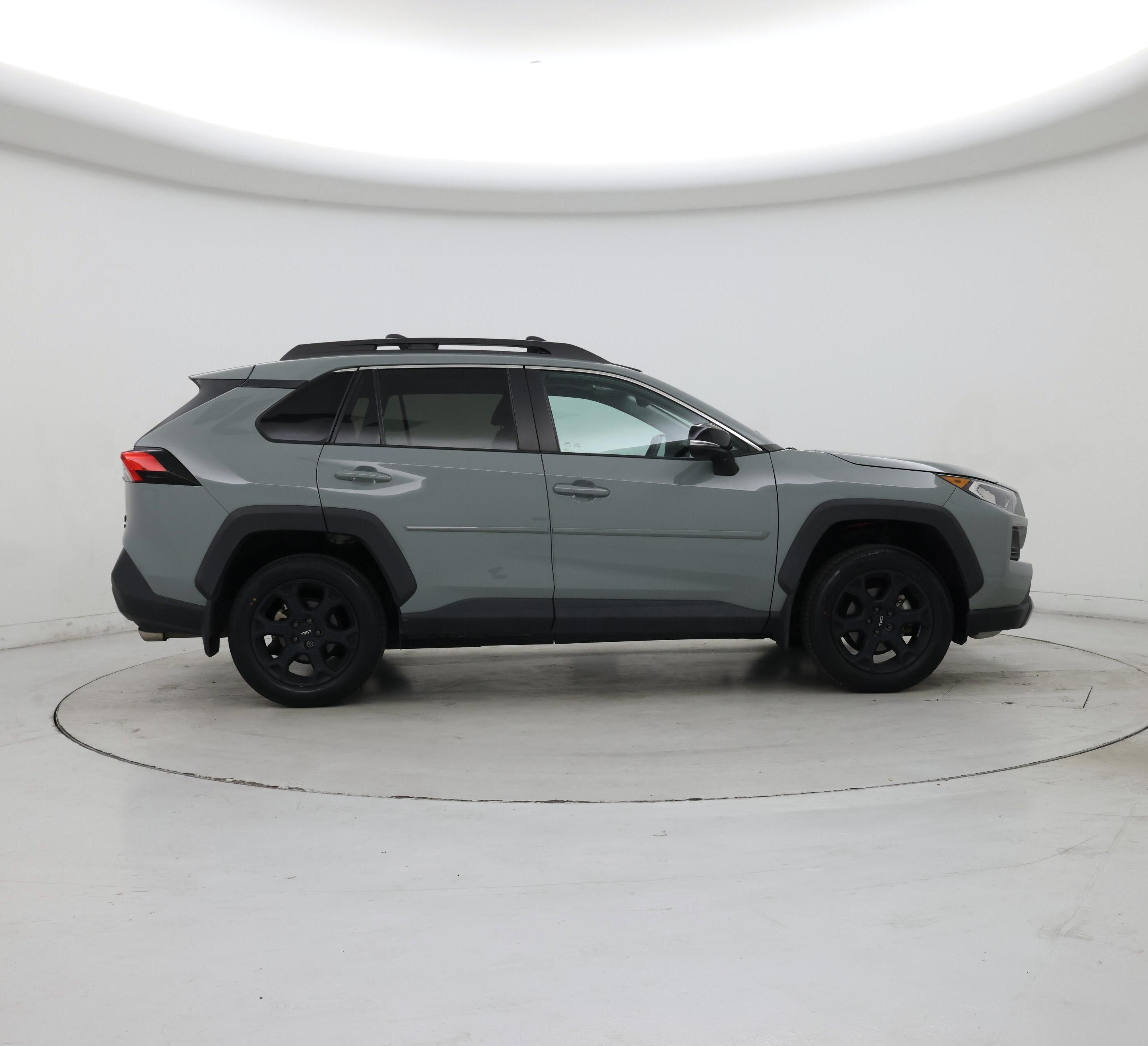 Thumbnail: 2021 Toyota RAV4 - 7