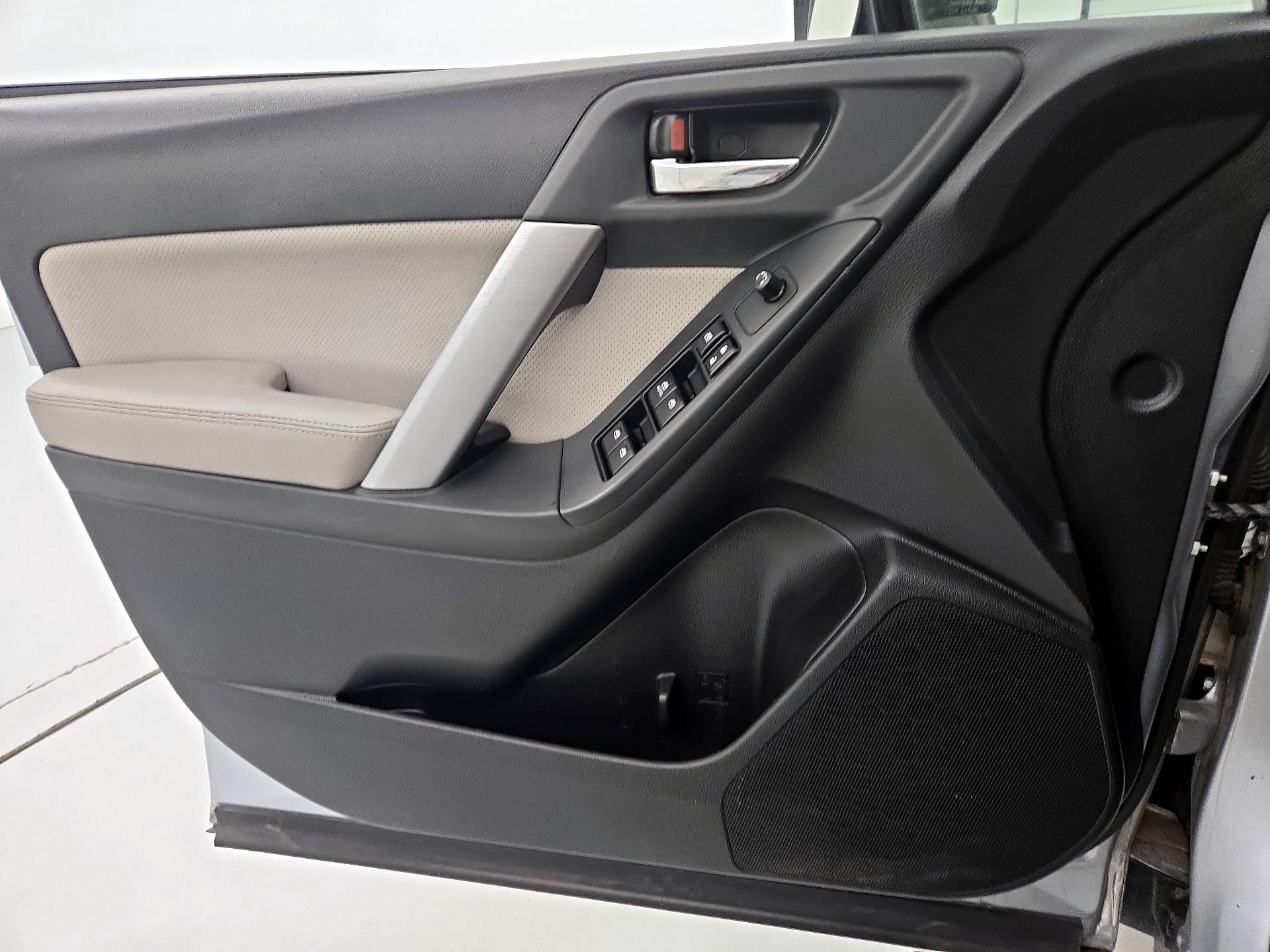 Thumbnail: 2014 Subaru Forester - 12