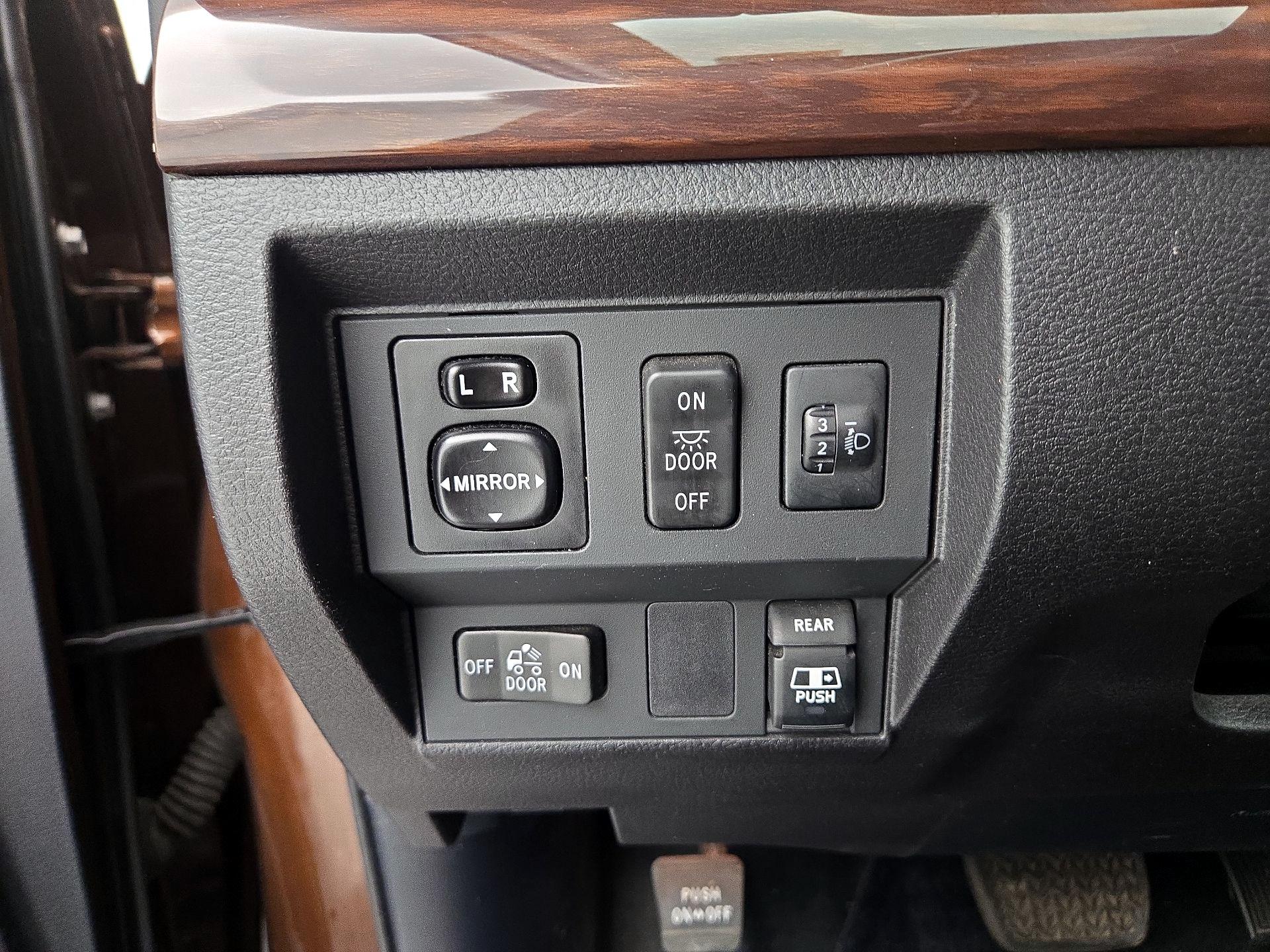 Thumbnail: 2014 Toyota Tundra - 13