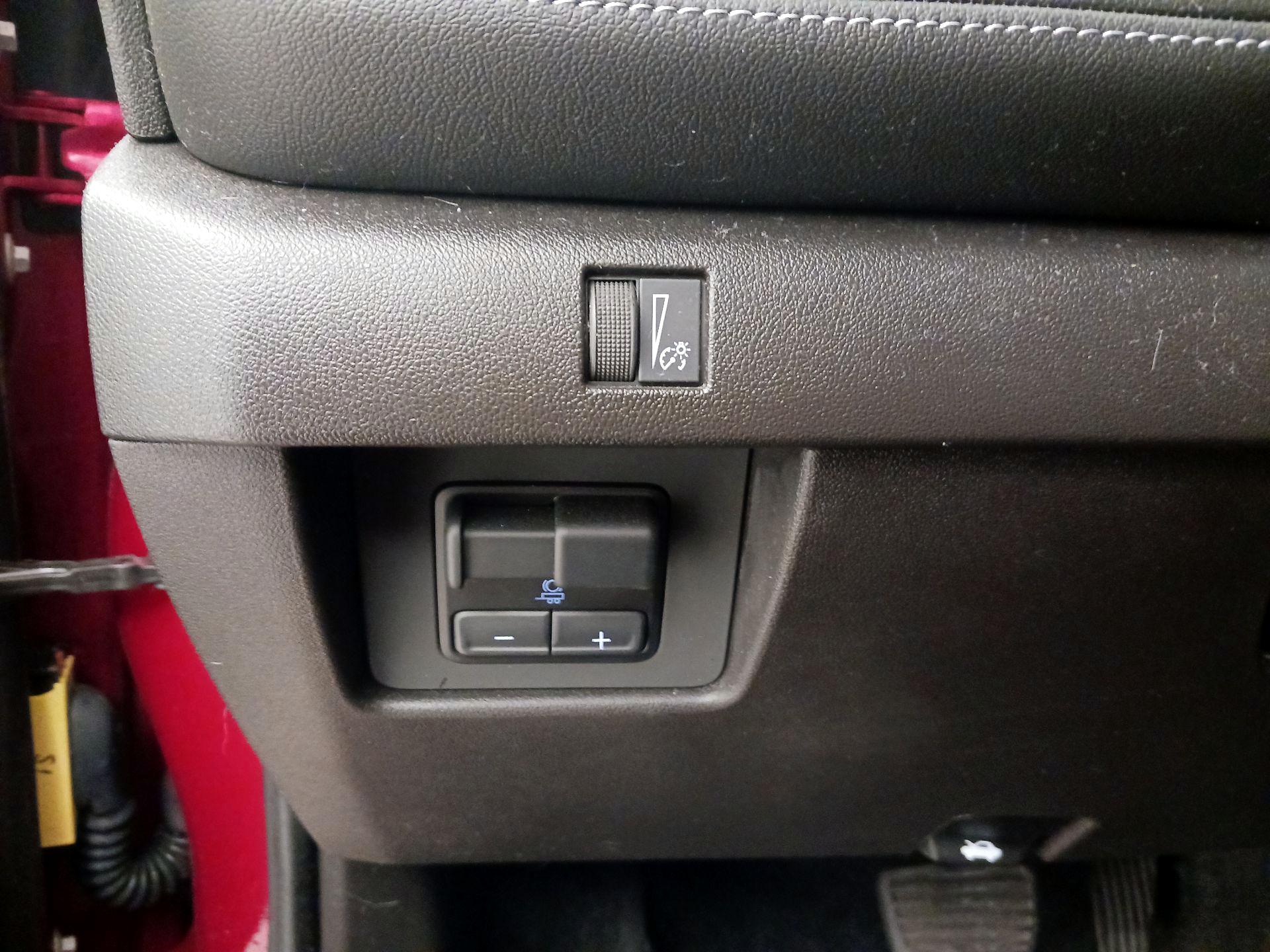 Thumbnail: 2023 Chevrolet Colorado - 13