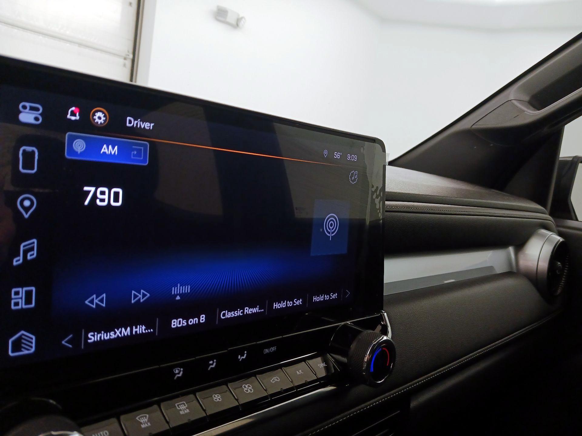 Thumbnail: 2023 Chevrolet Colorado - 15