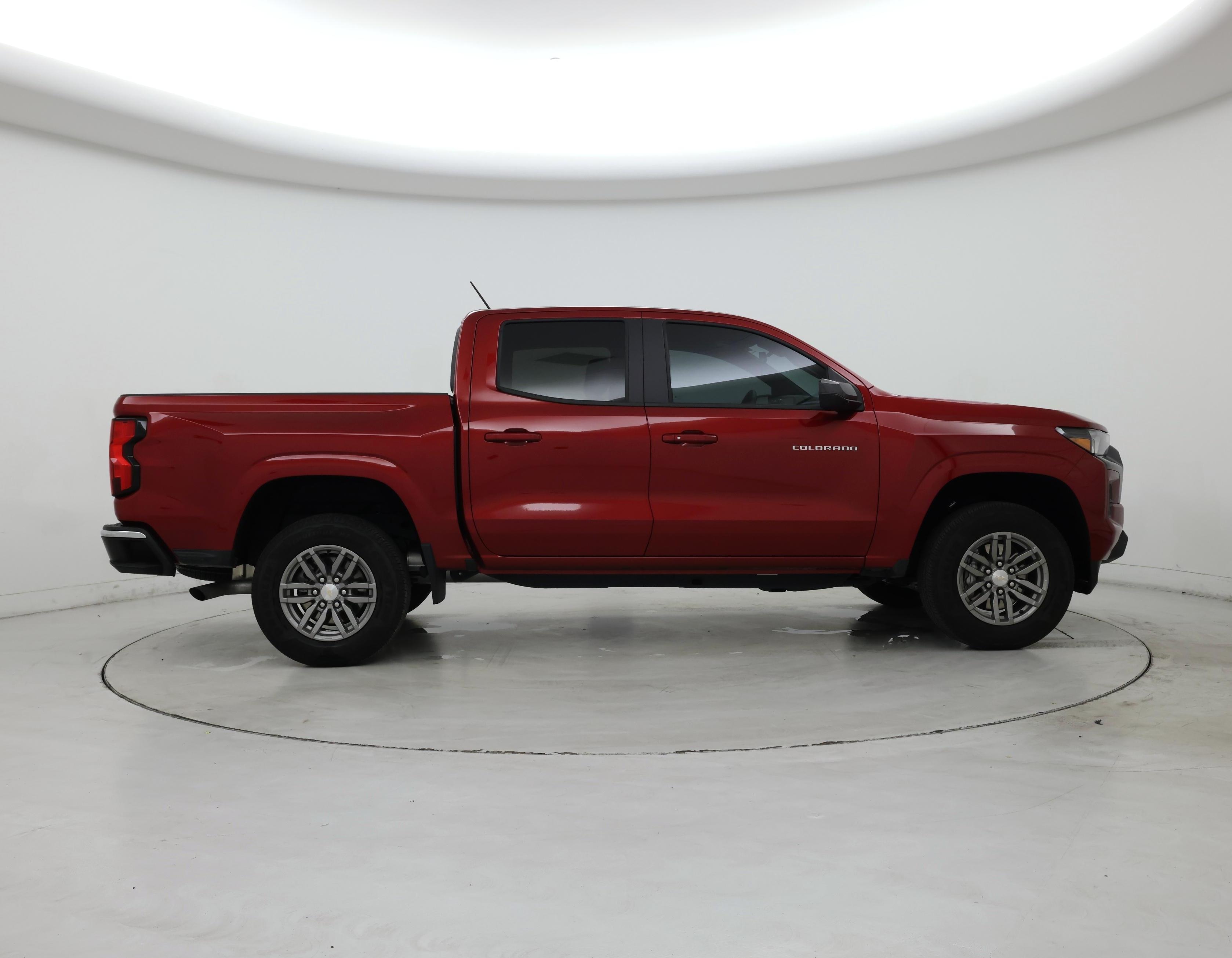Thumbnail: 2023 Chevrolet Colorado - 7