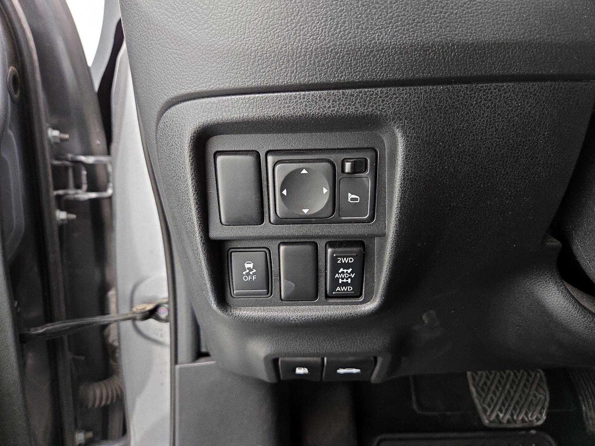 Thumbnail: 2016 Nissan Juke - 13