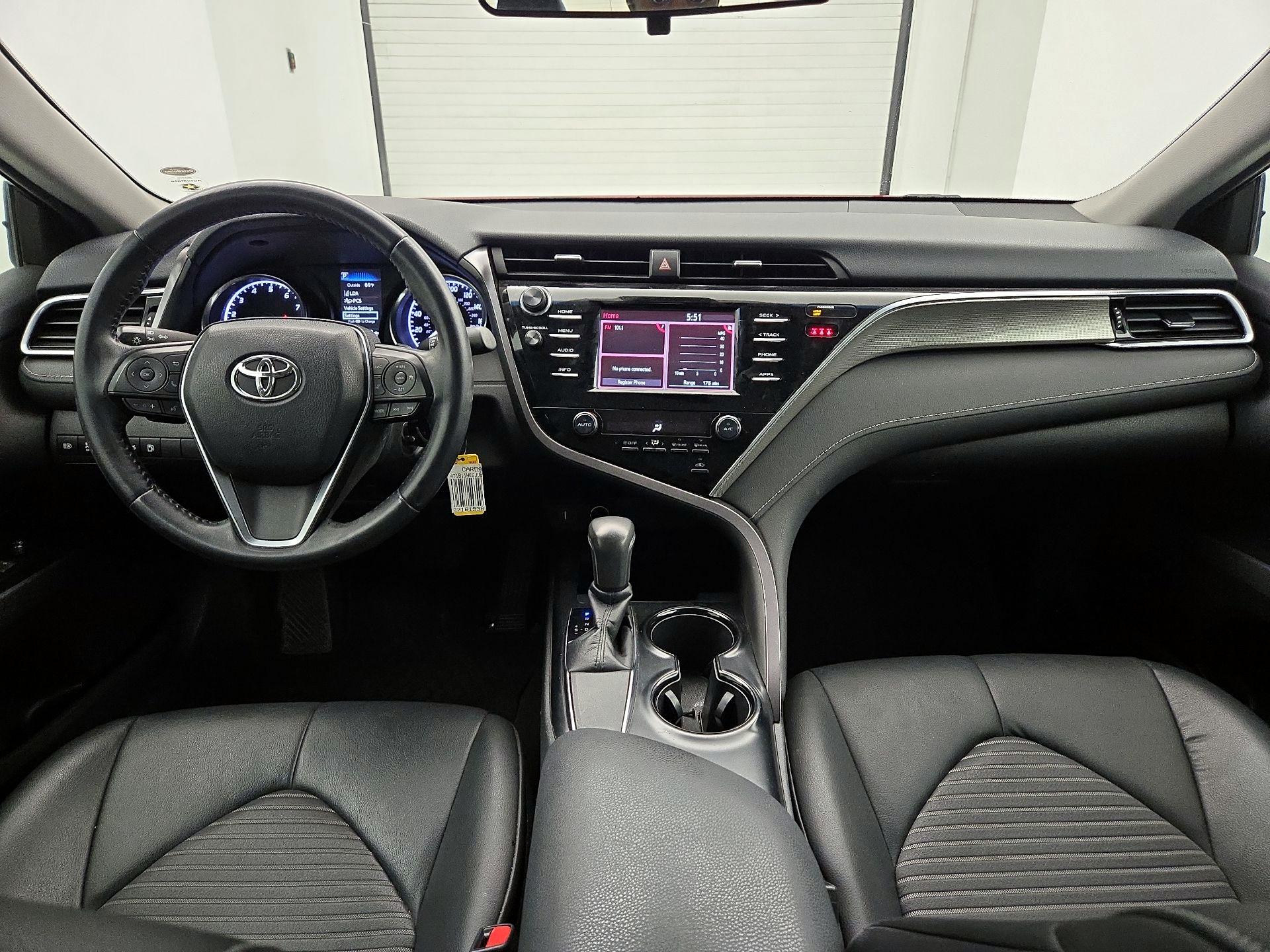 Thumbnail: 2018 Toyota Camry - 9