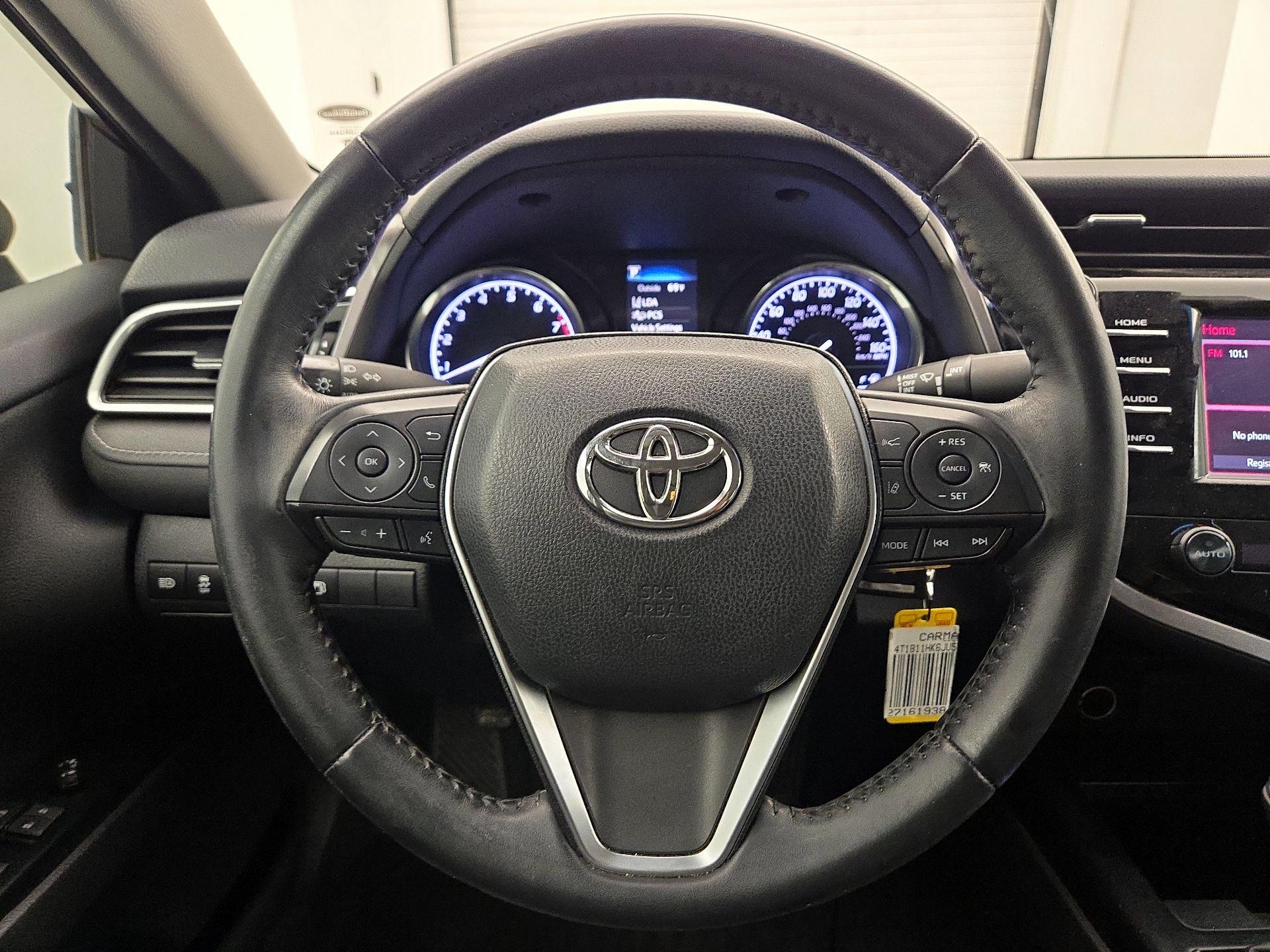 Thumbnail: 2018 Toyota Camry - 10