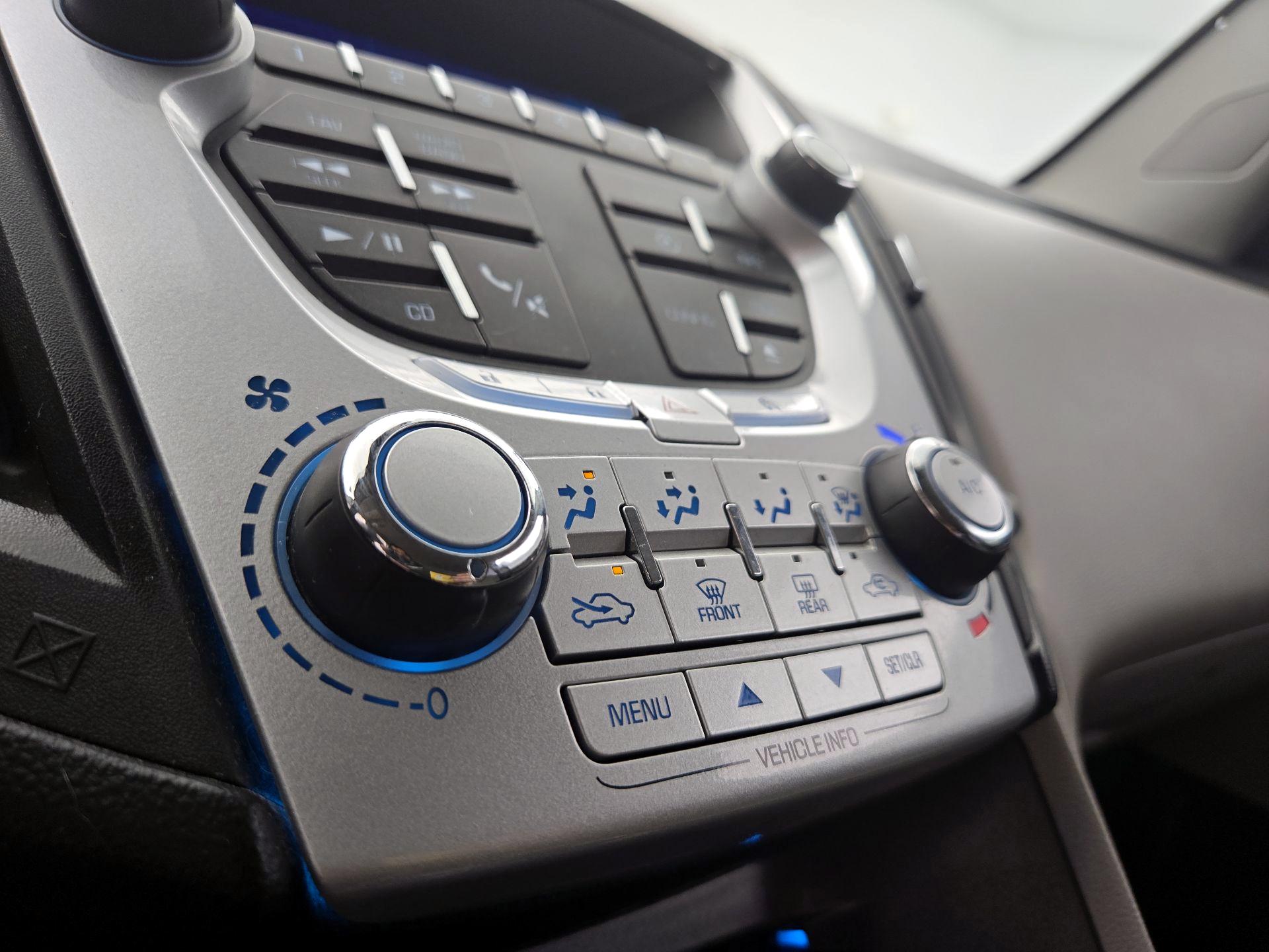 Thumbnail: 2014 Chevrolet Equinox - 14