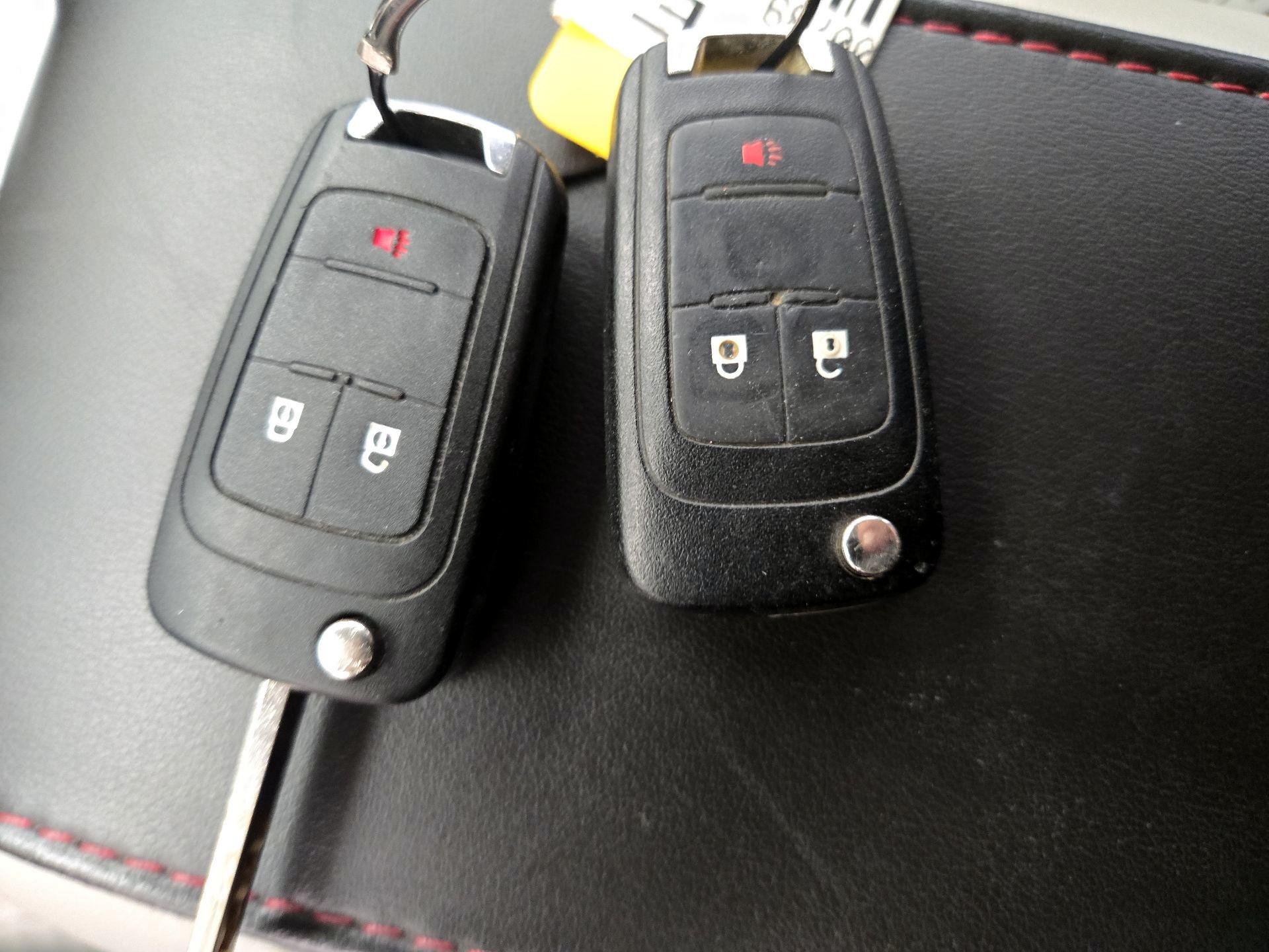 Thumbnail: 2014 Chevrolet Equinox - 20