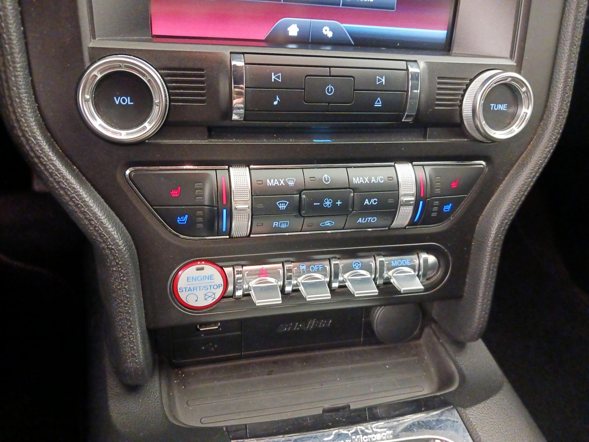 Thumbnail: 2015 Ford Mustang - 16