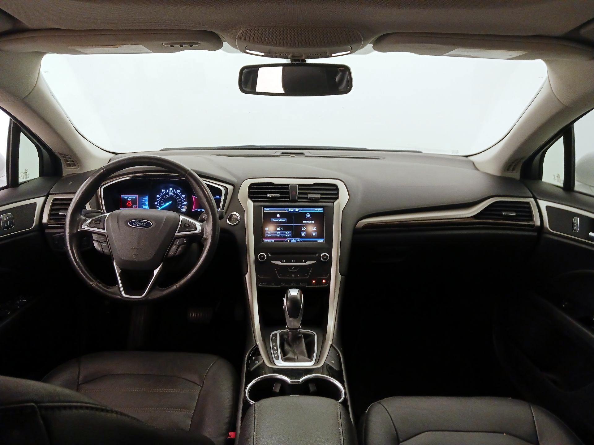 Thumbnail: 2015 Ford Fusion - 9
