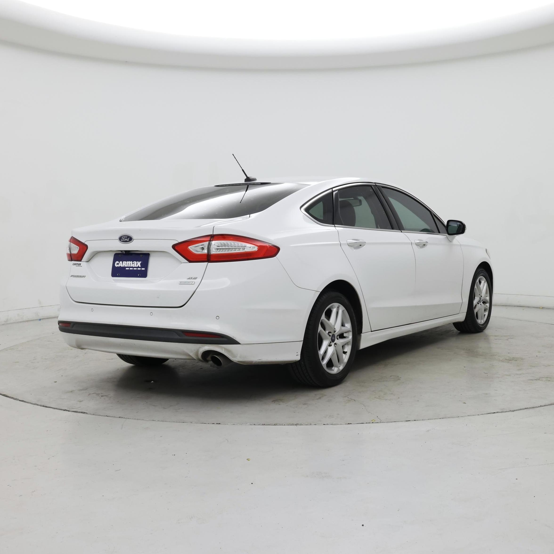 Thumbnail: 2015 Ford Fusion - 8