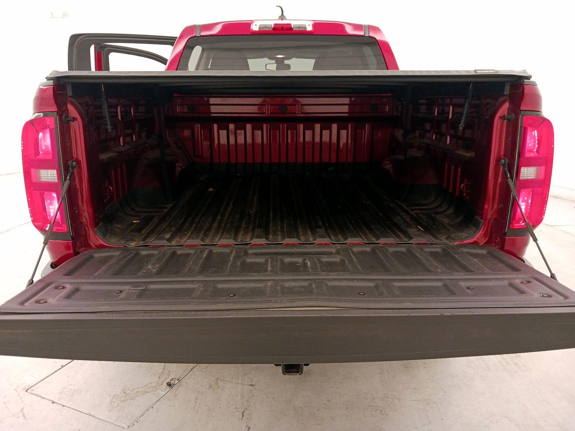 Thumbnail: 2021 Chevrolet Colorado - 20