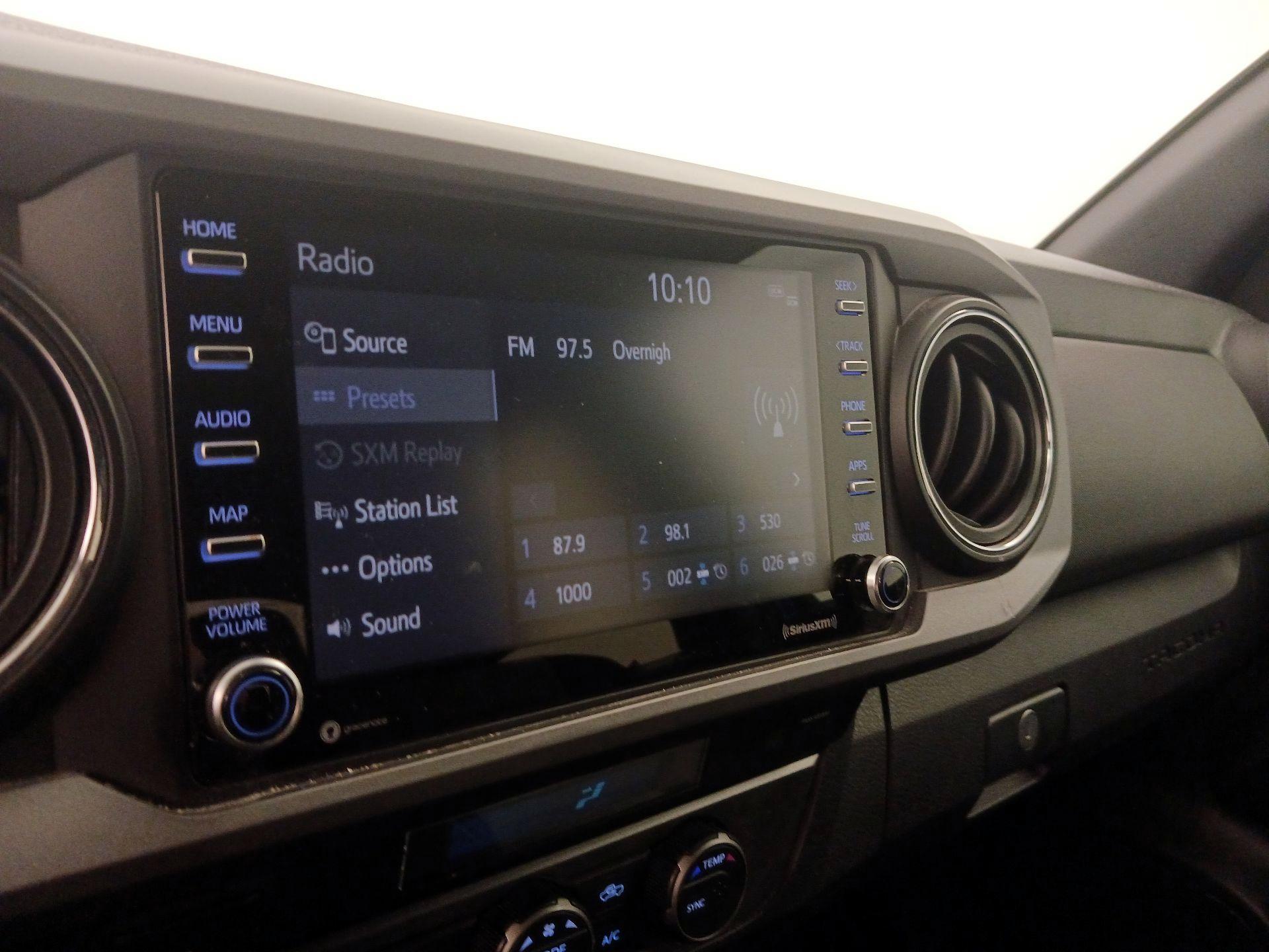 Thumbnail: 2021 Toyota Tacoma - 15