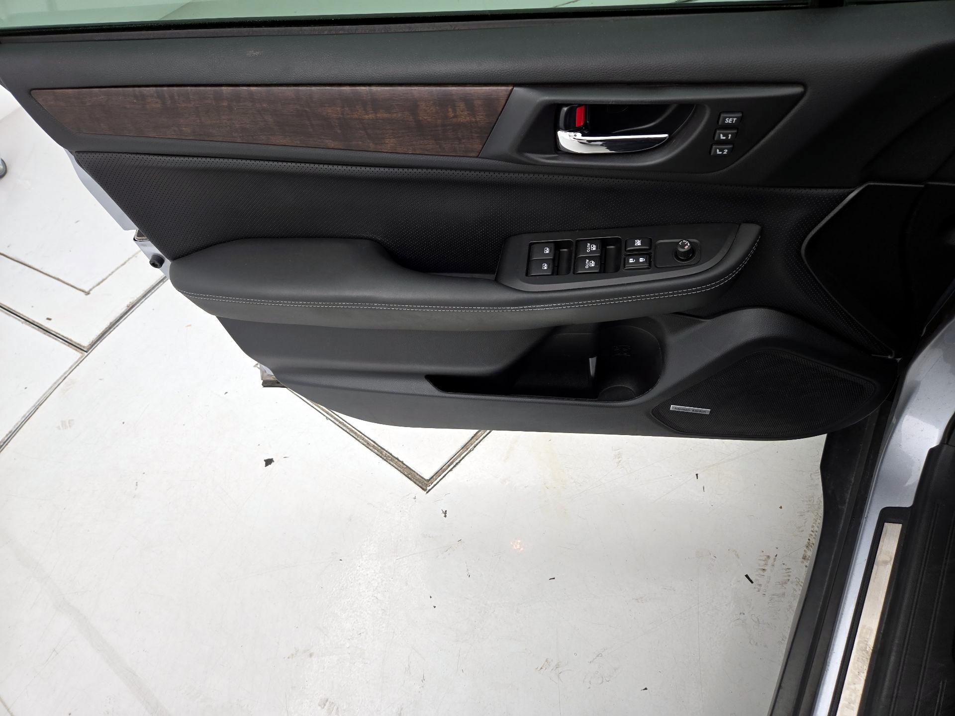 Thumbnail: 2017 Subaru Outback - 12