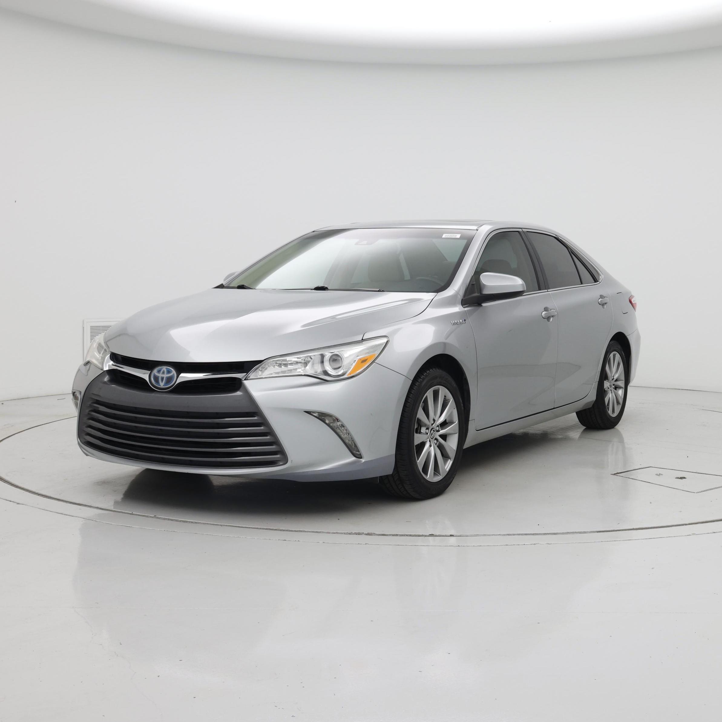 Thumbnail: 2015 Toyota Camry - 4