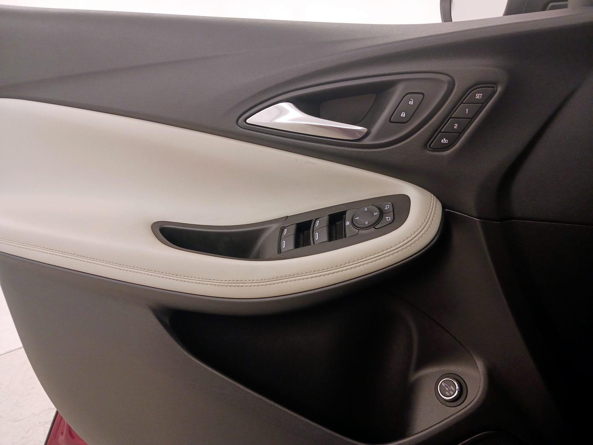 Thumbnail: 2020 Buick Encore GX - 12