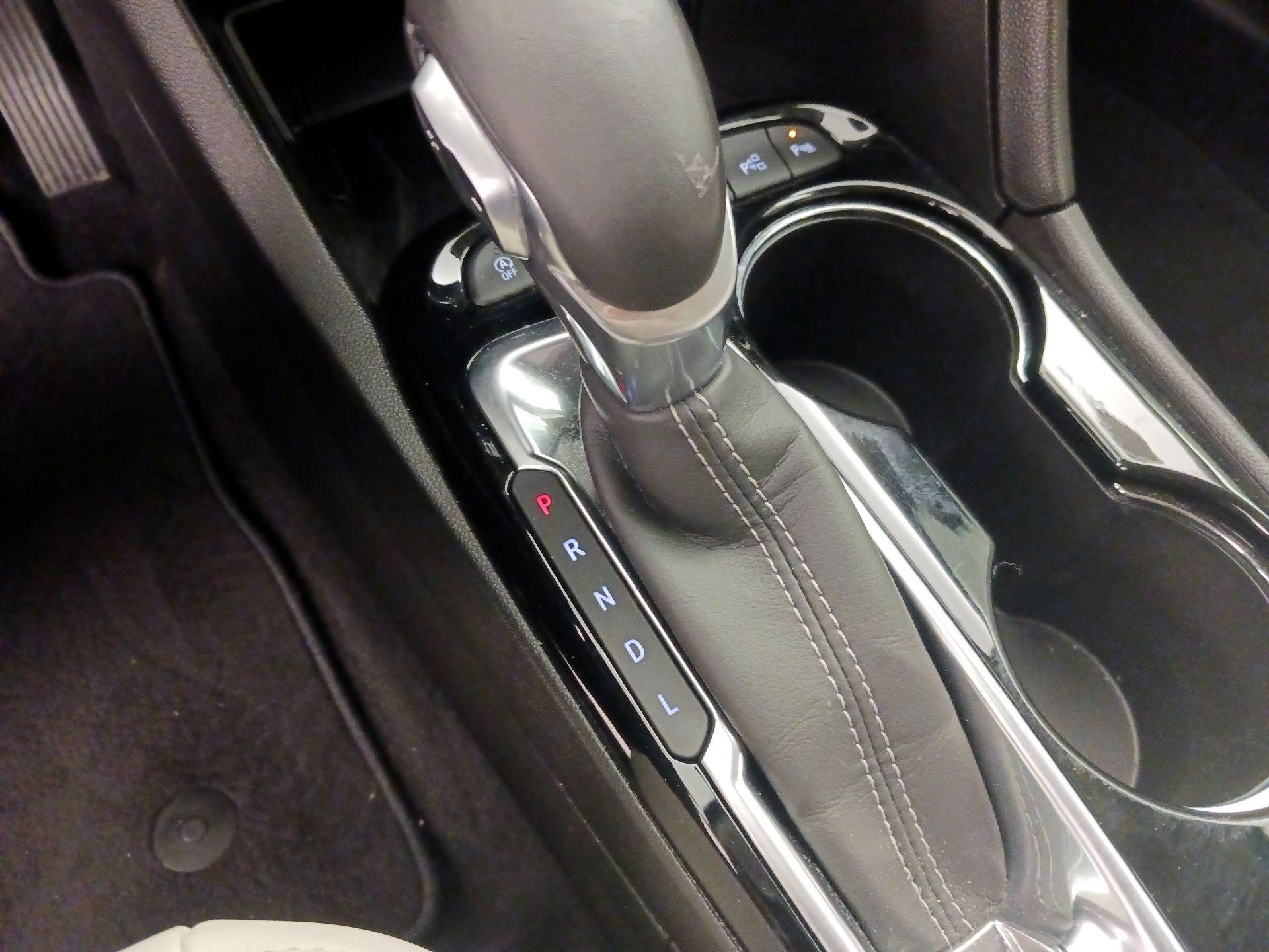 Thumbnail: 2020 Buick Encore GX - 18