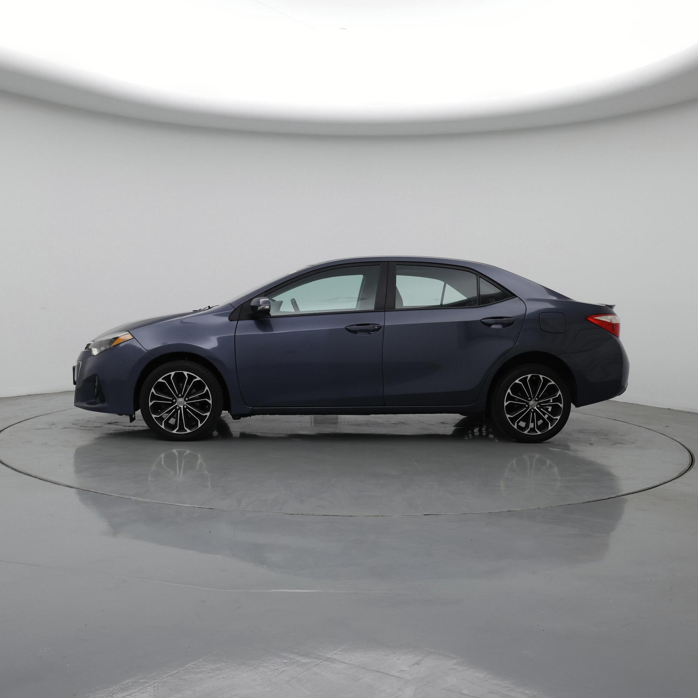 Thumbnail: 2016 Toyota Corolla - 3