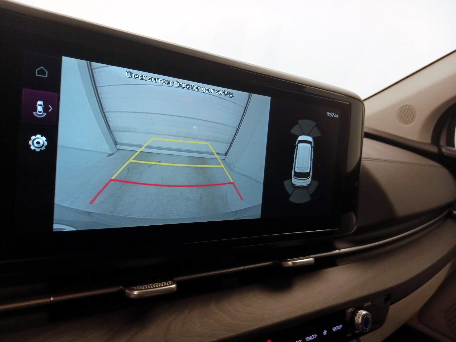 Thumbnail: 2024 Kia Carnival - 15