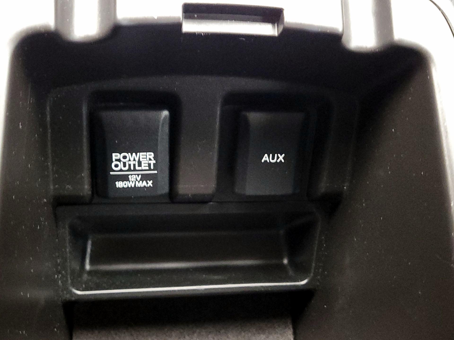 Thumbnail: 2017 Acura TLX - 19