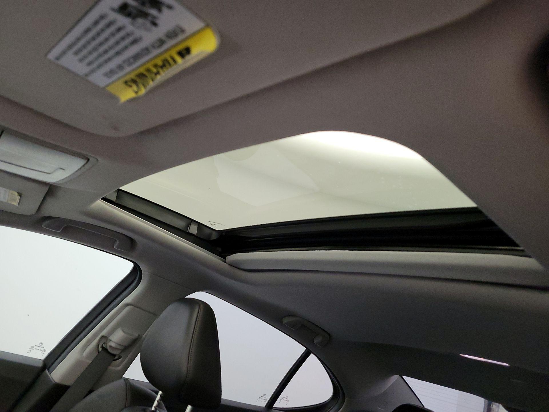 Thumbnail: 2017 Acura TLX - 20