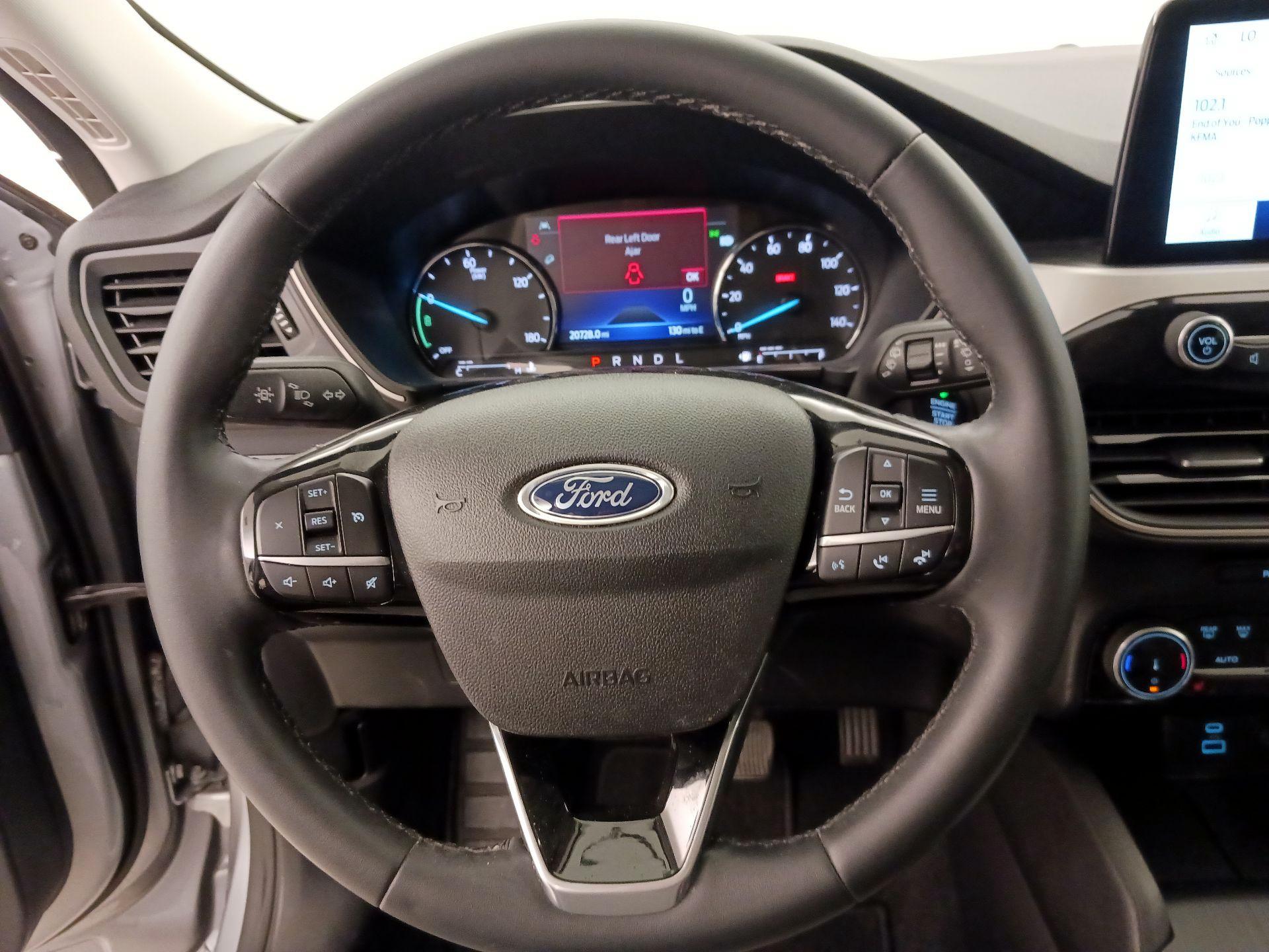 Thumbnail: 2022 Ford Escape - 10