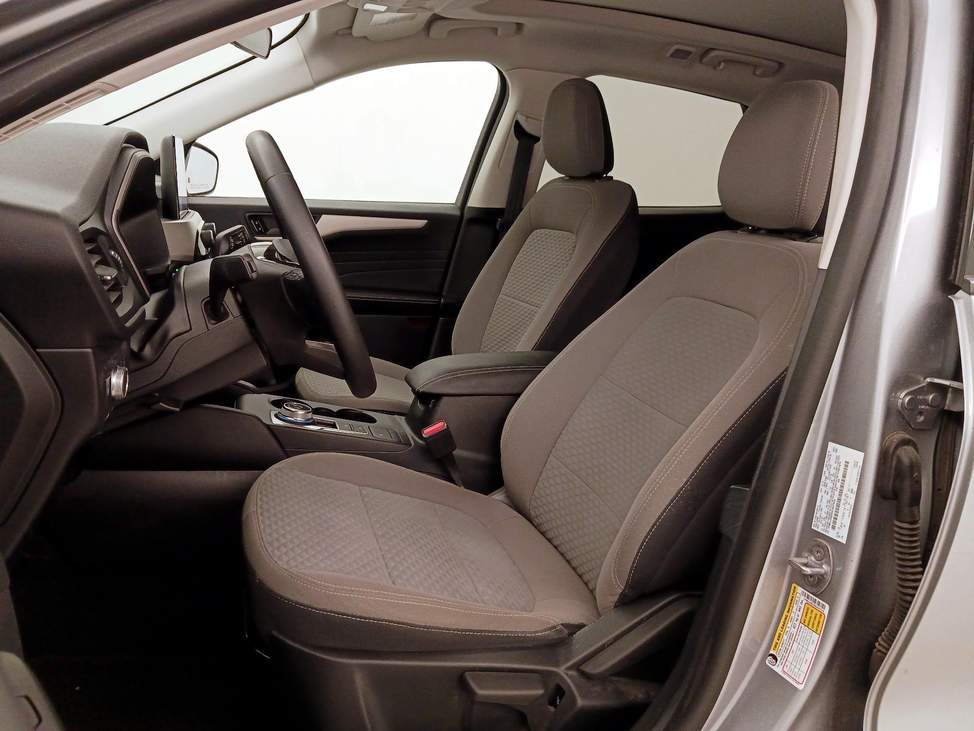 Thumbnail: 2022 Ford Escape - 11