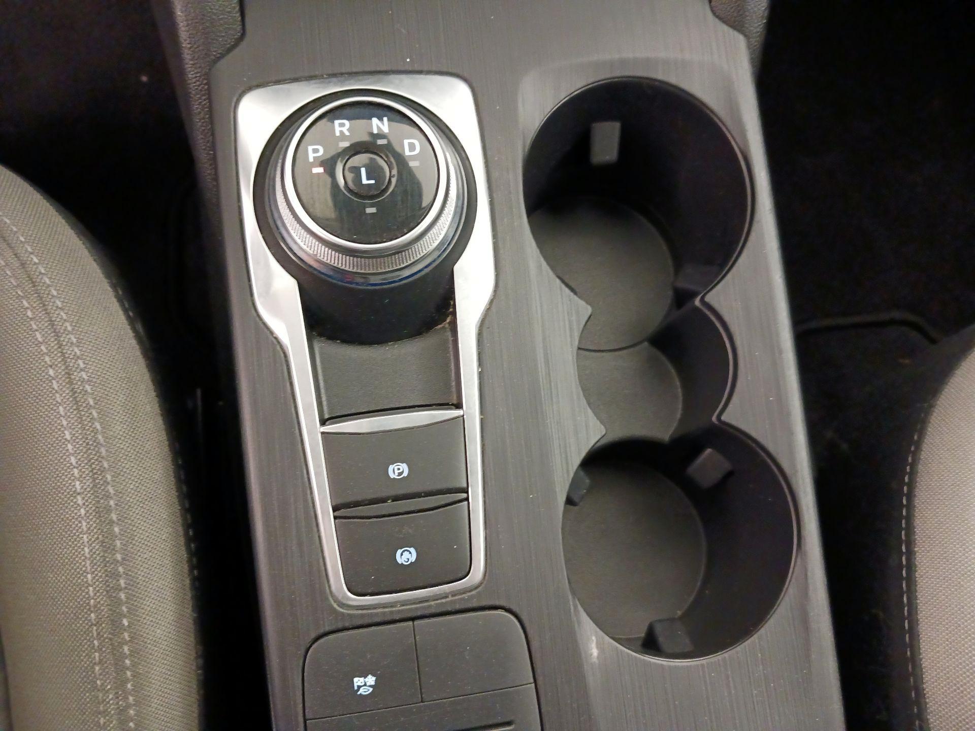 Thumbnail: 2022 Ford Escape - 17