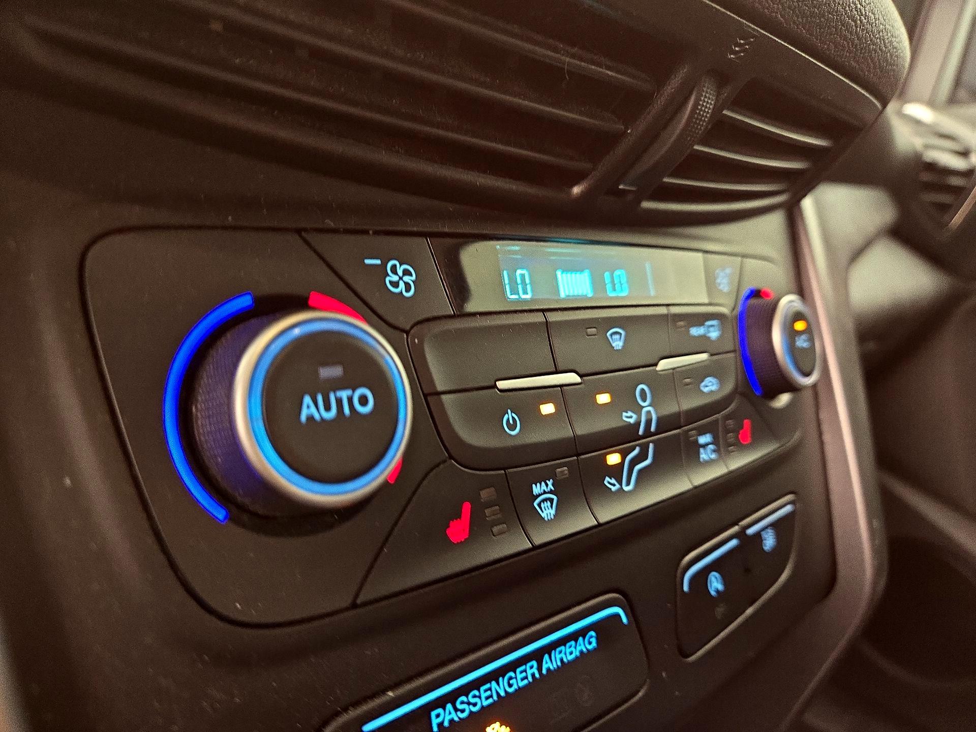 Thumbnail: 2018 Ford Escape - 16