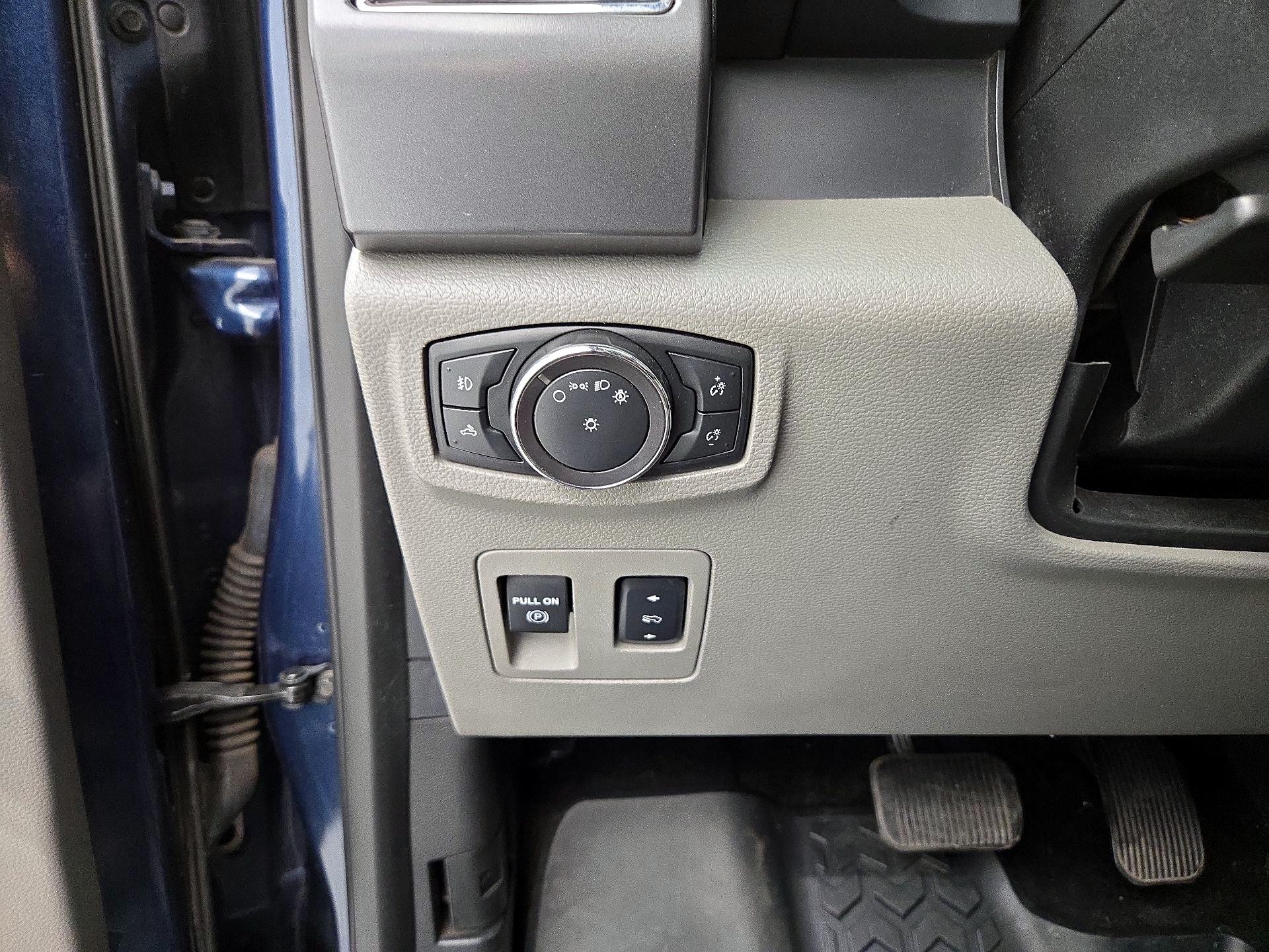 Thumbnail: 2018 Ford F-150 - 13