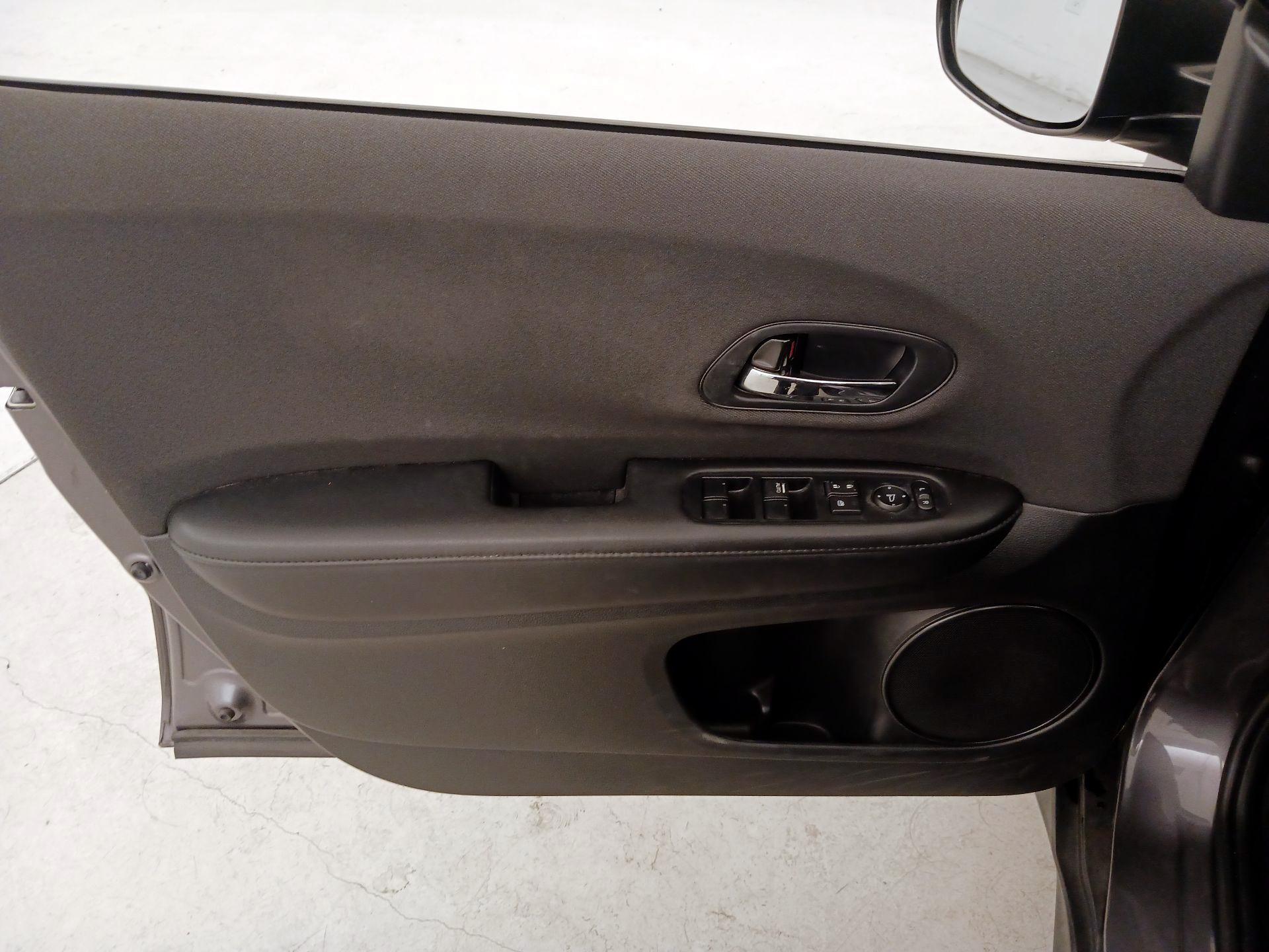 Thumbnail: 2021 Honda HR-V - 12