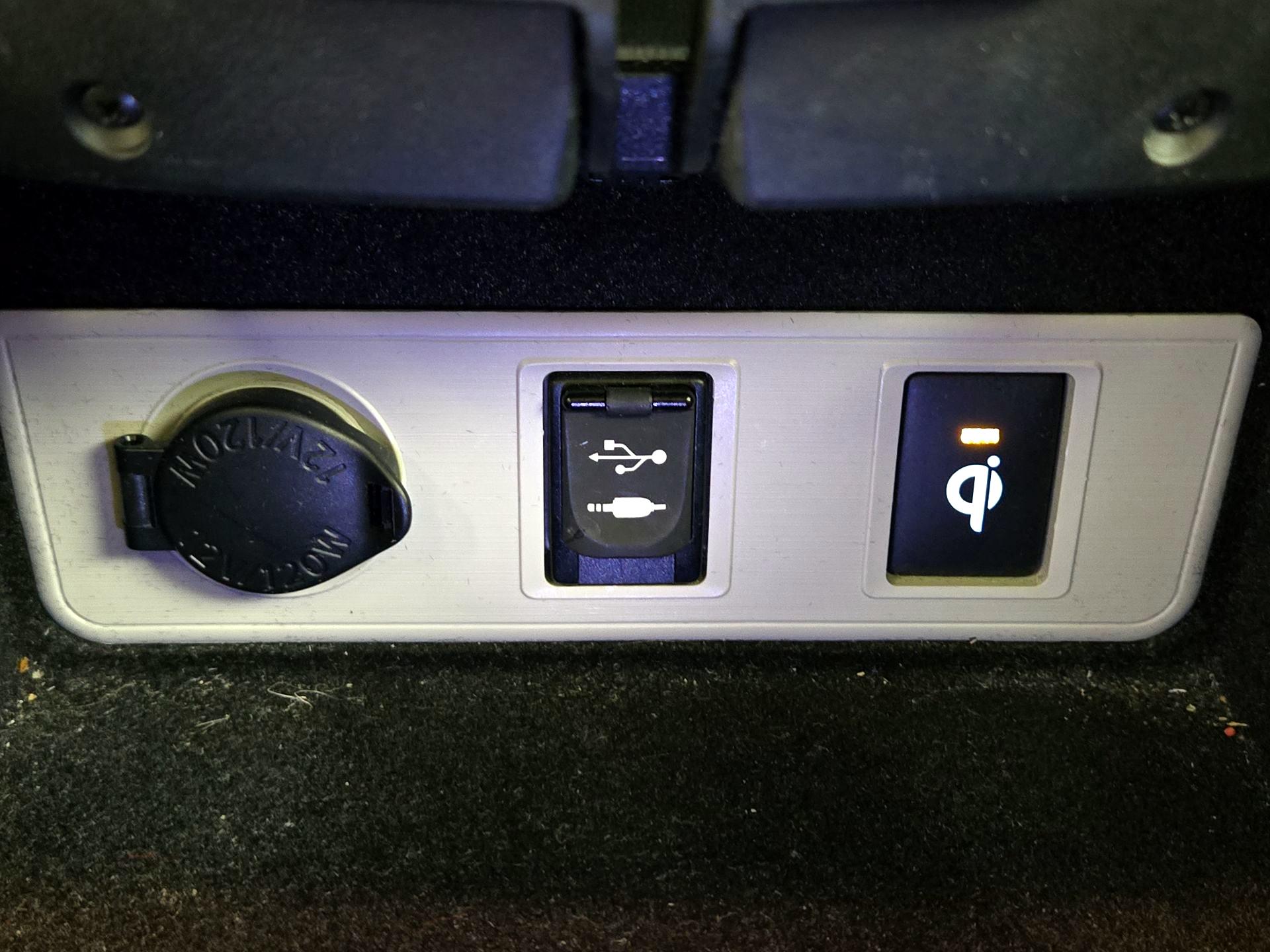 Thumbnail: 2017 Toyota Avalon - 19