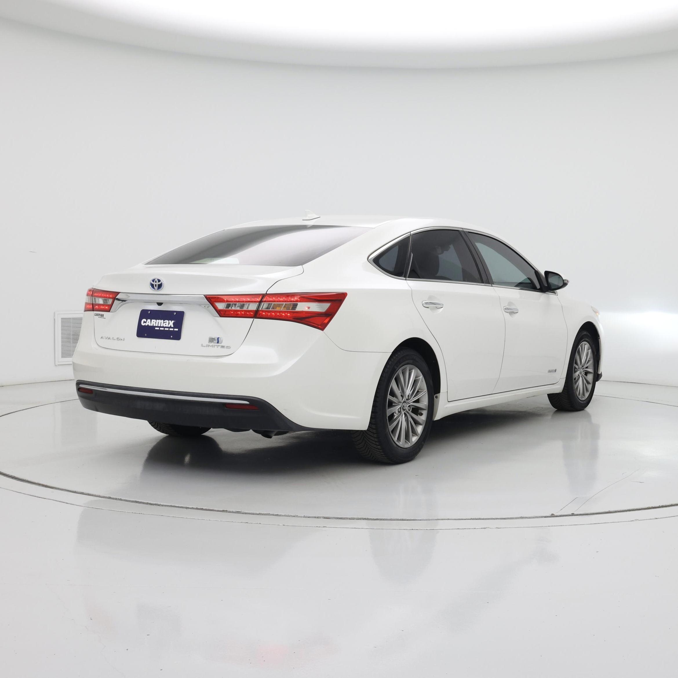 Thumbnail: 2017 Toyota Avalon - 8