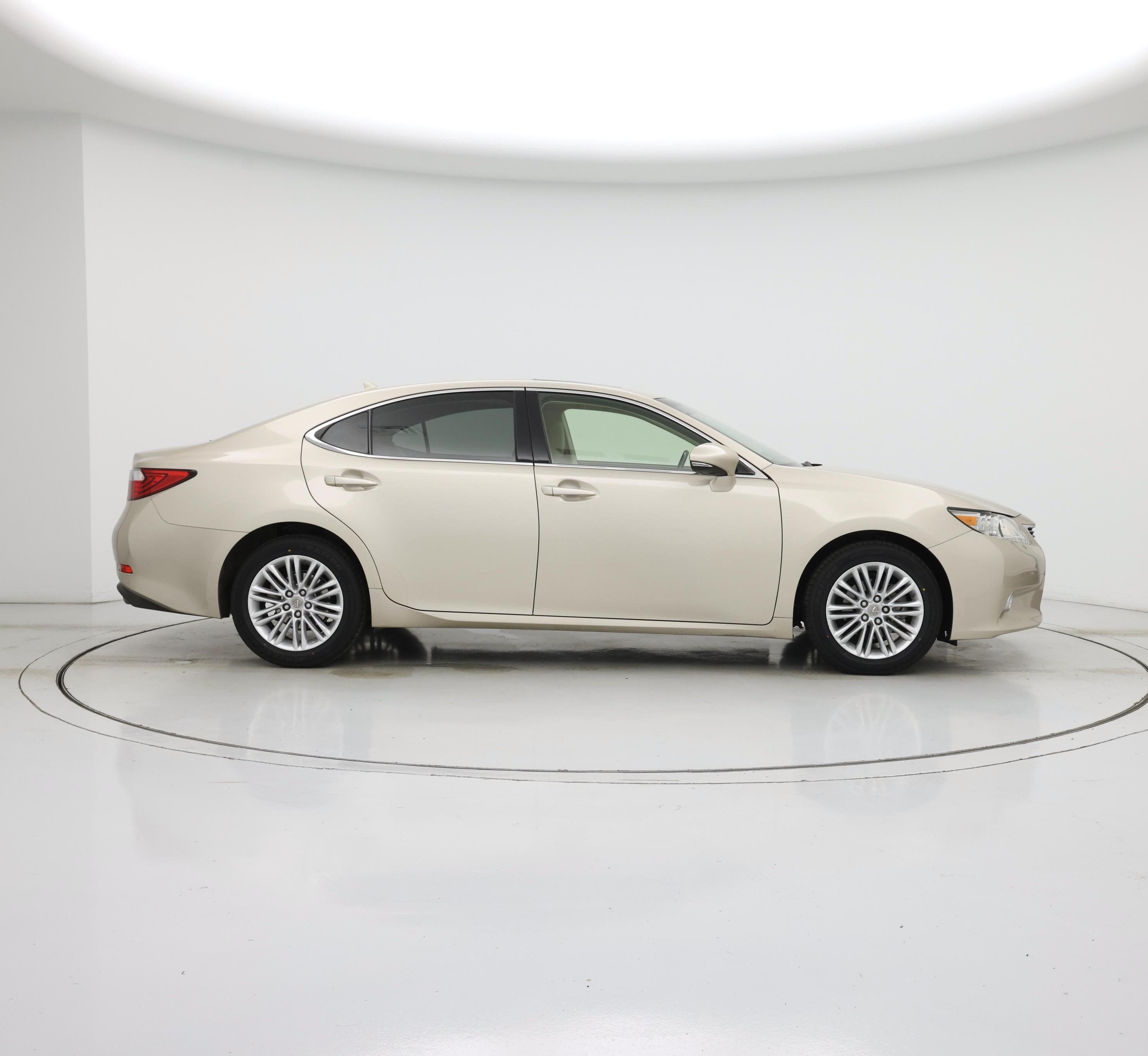 Thumbnail: 2014 Lexus ES - 7