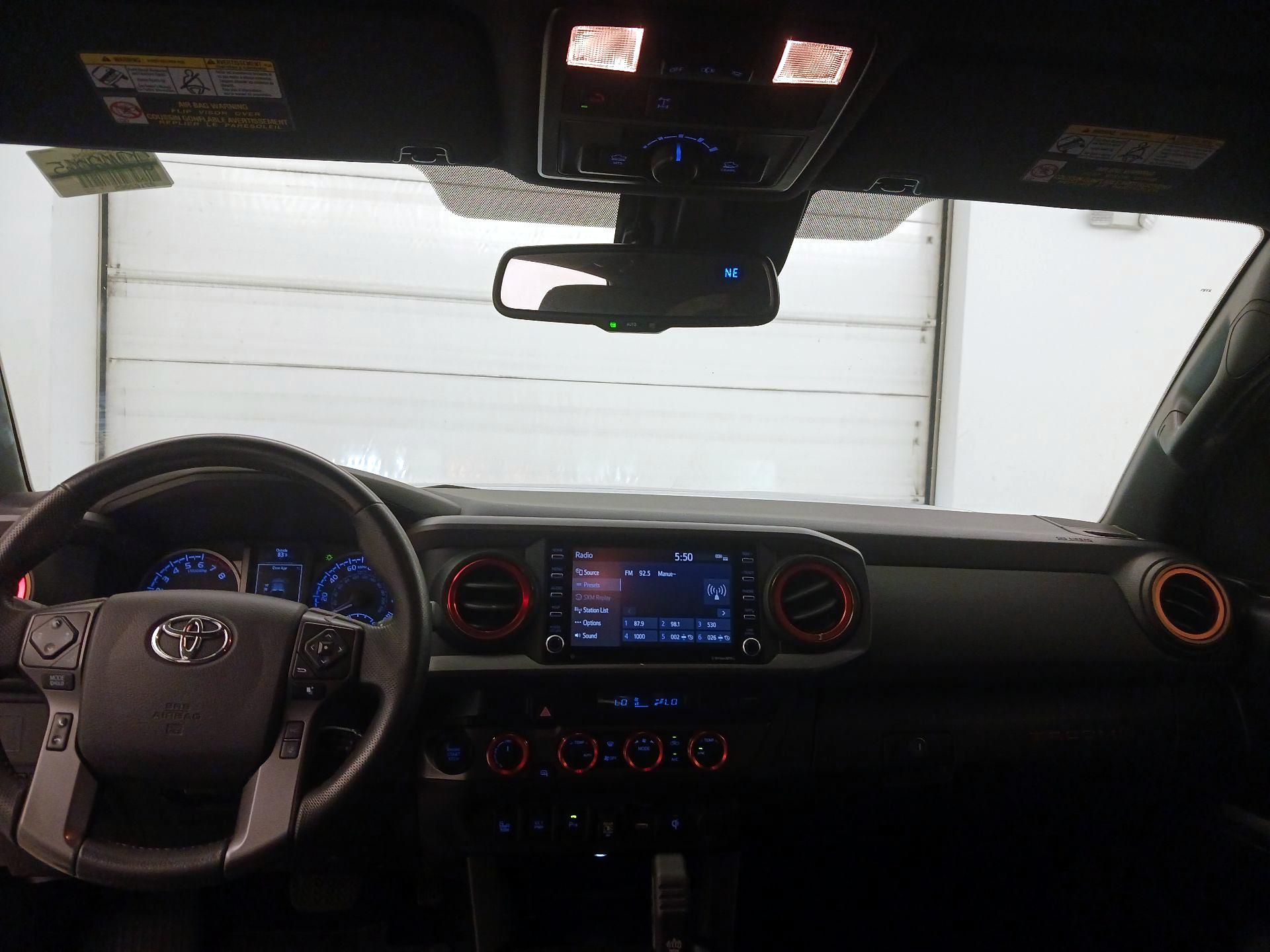 Thumbnail: 2022 Toyota Tacoma - 9