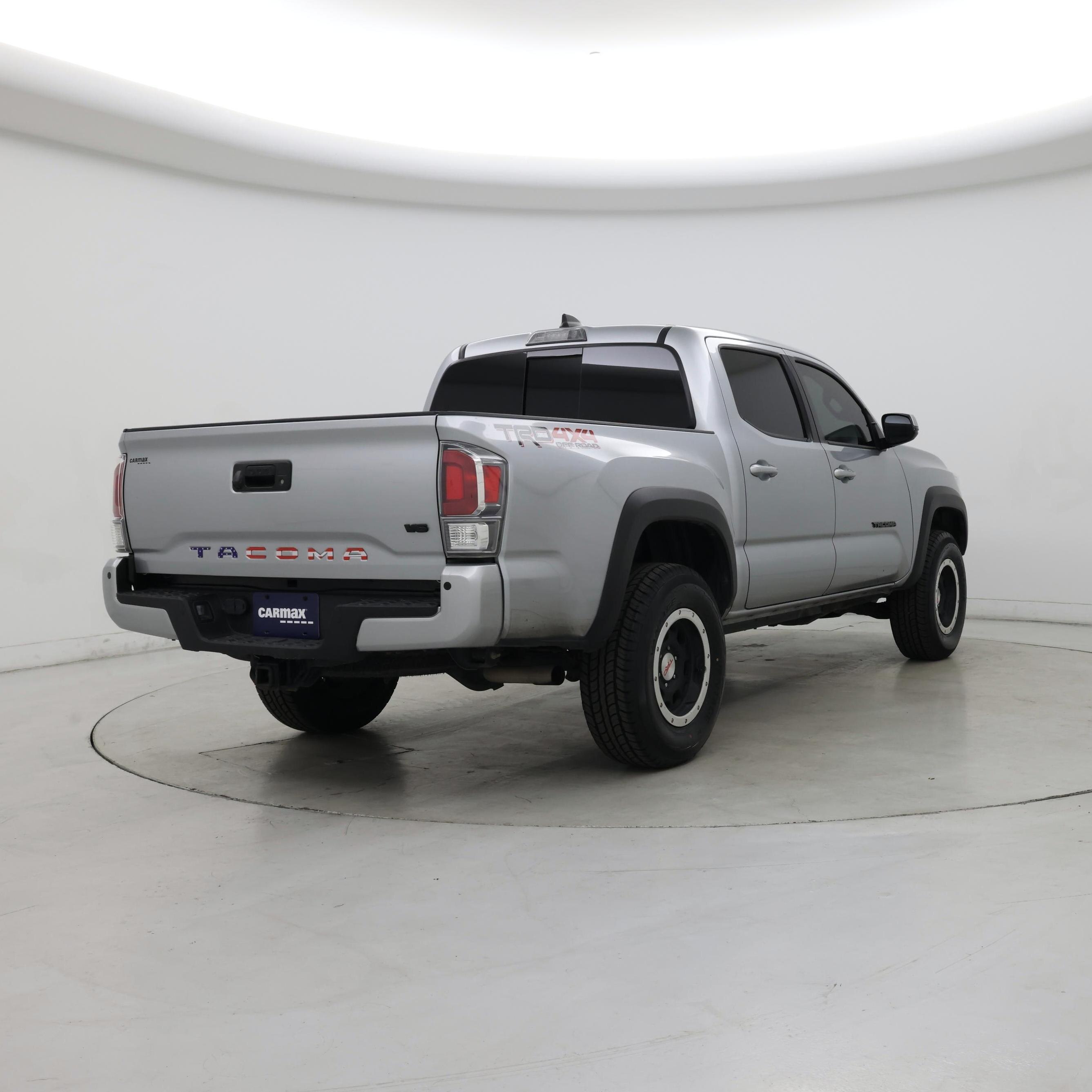 Thumbnail: 2022 Toyota Tacoma - 8